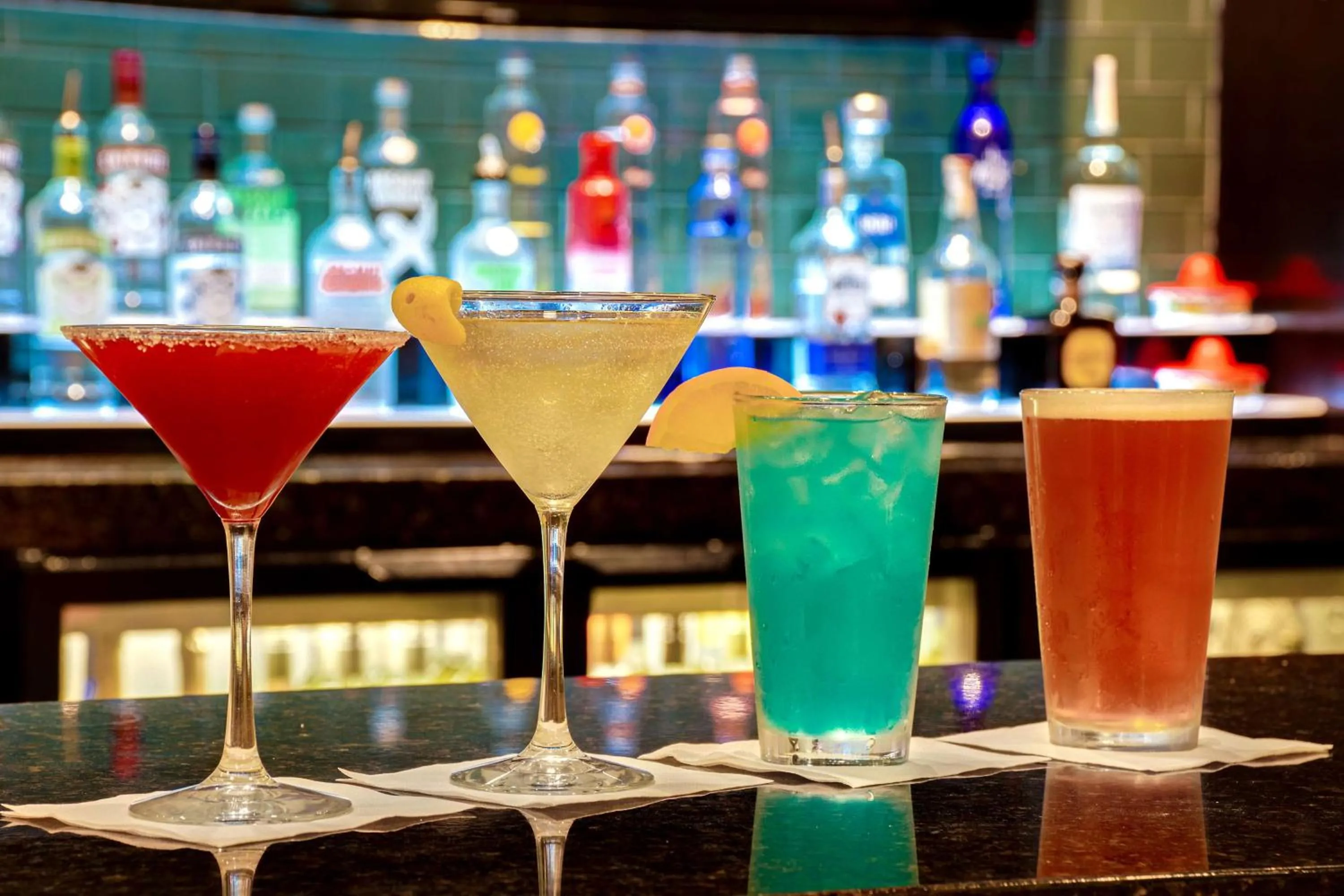 Lounge or bar in Embassy Suites by Hilton Jacksonville Baymeadows