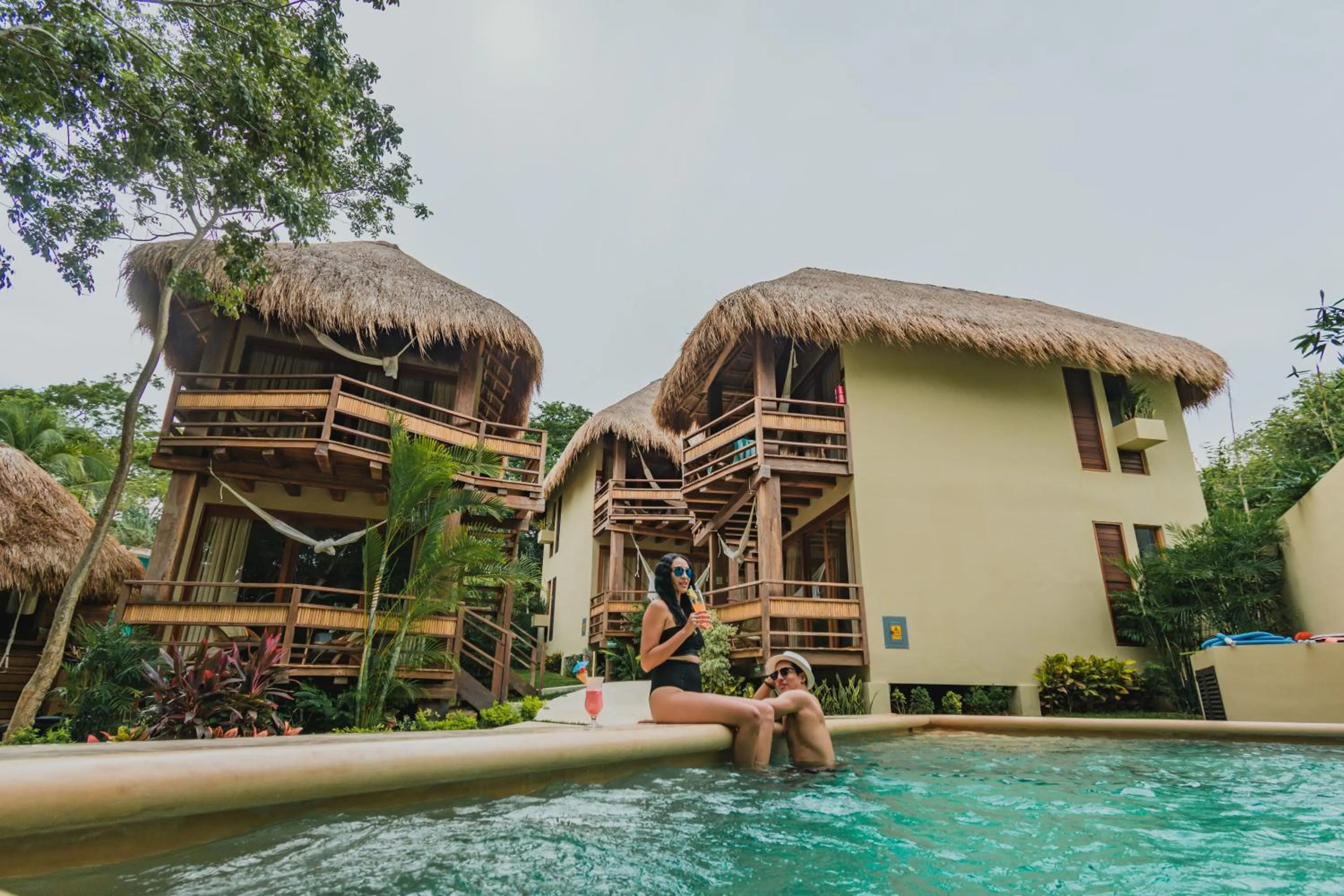 Swimming pool in Hotel Carolina Bacalar