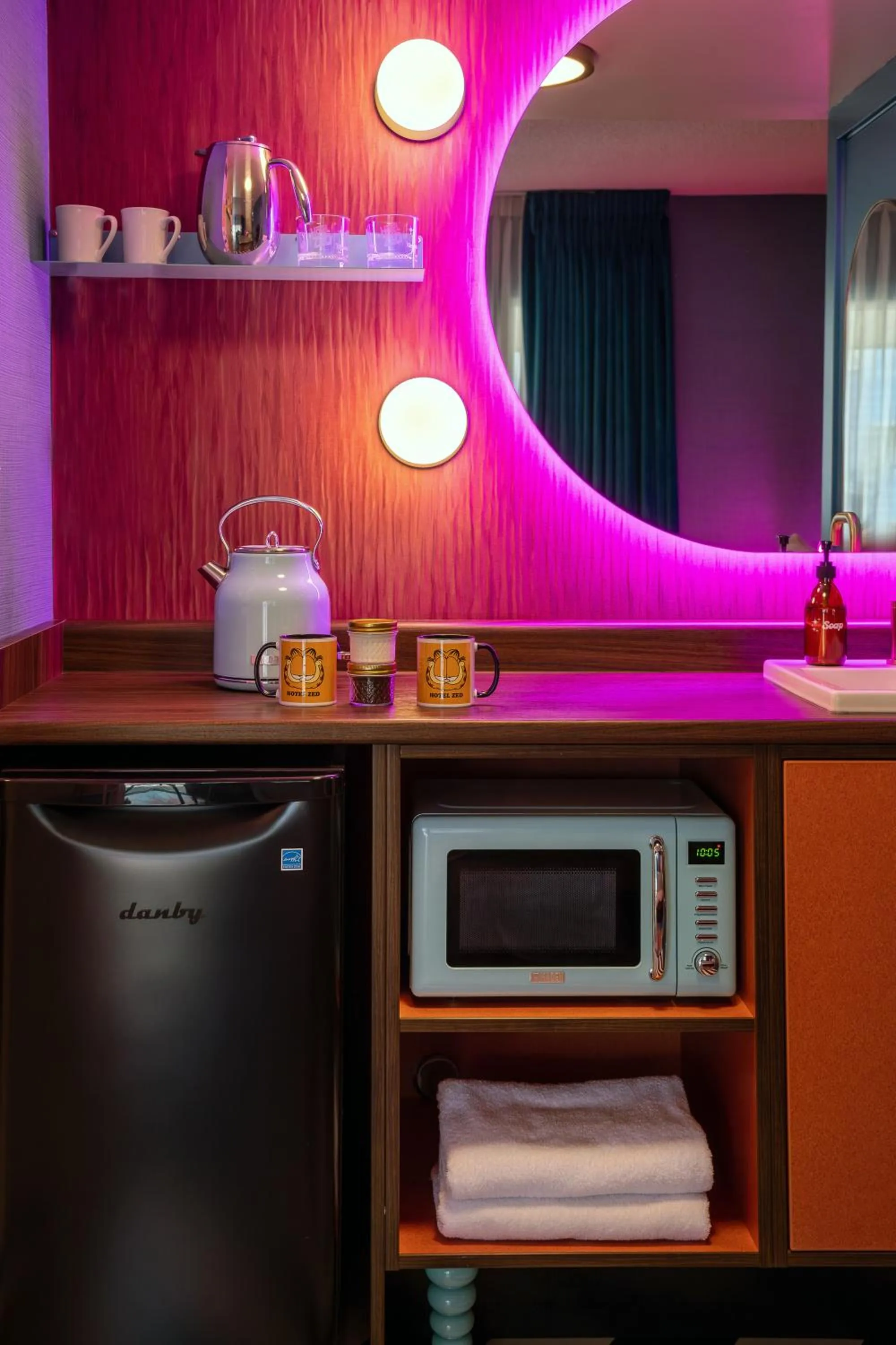 Coffee/tea facilities in Hotel Zed Victoria