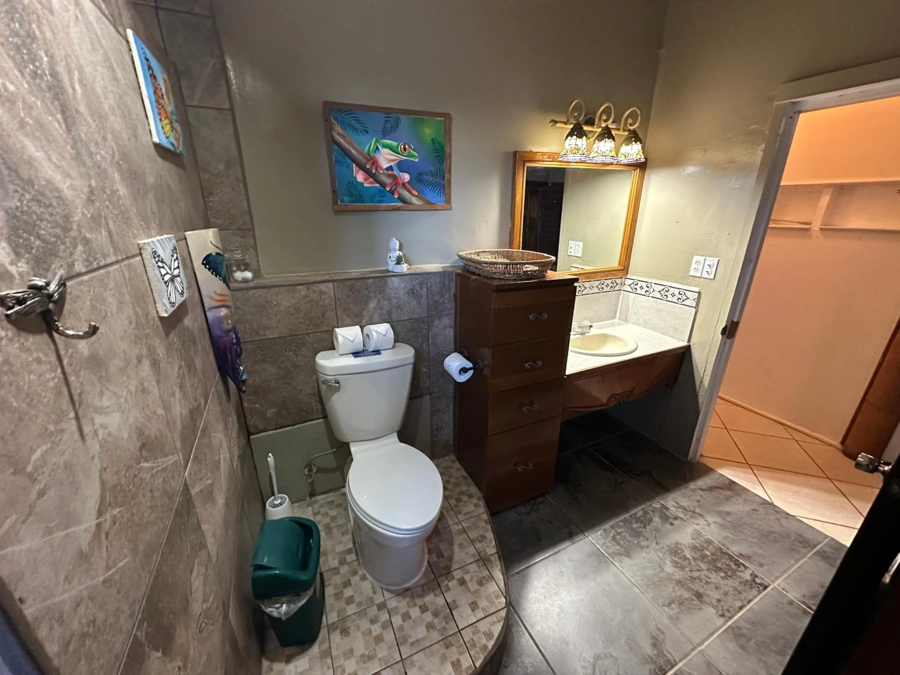 Toilet in All Seasons Belize