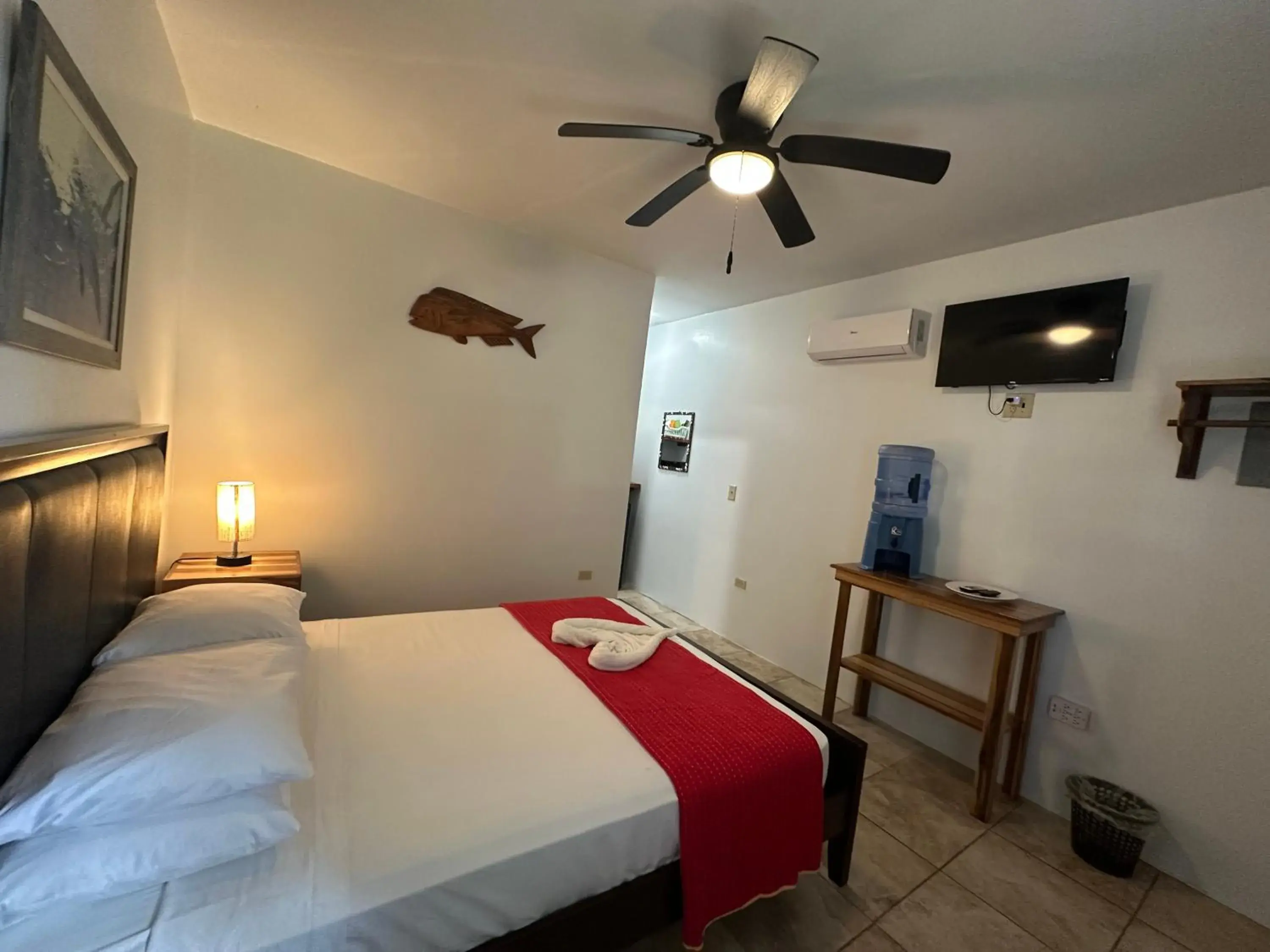 Deluxe Room in All Seasons Belize Deluxe Room in All Seasons Belize