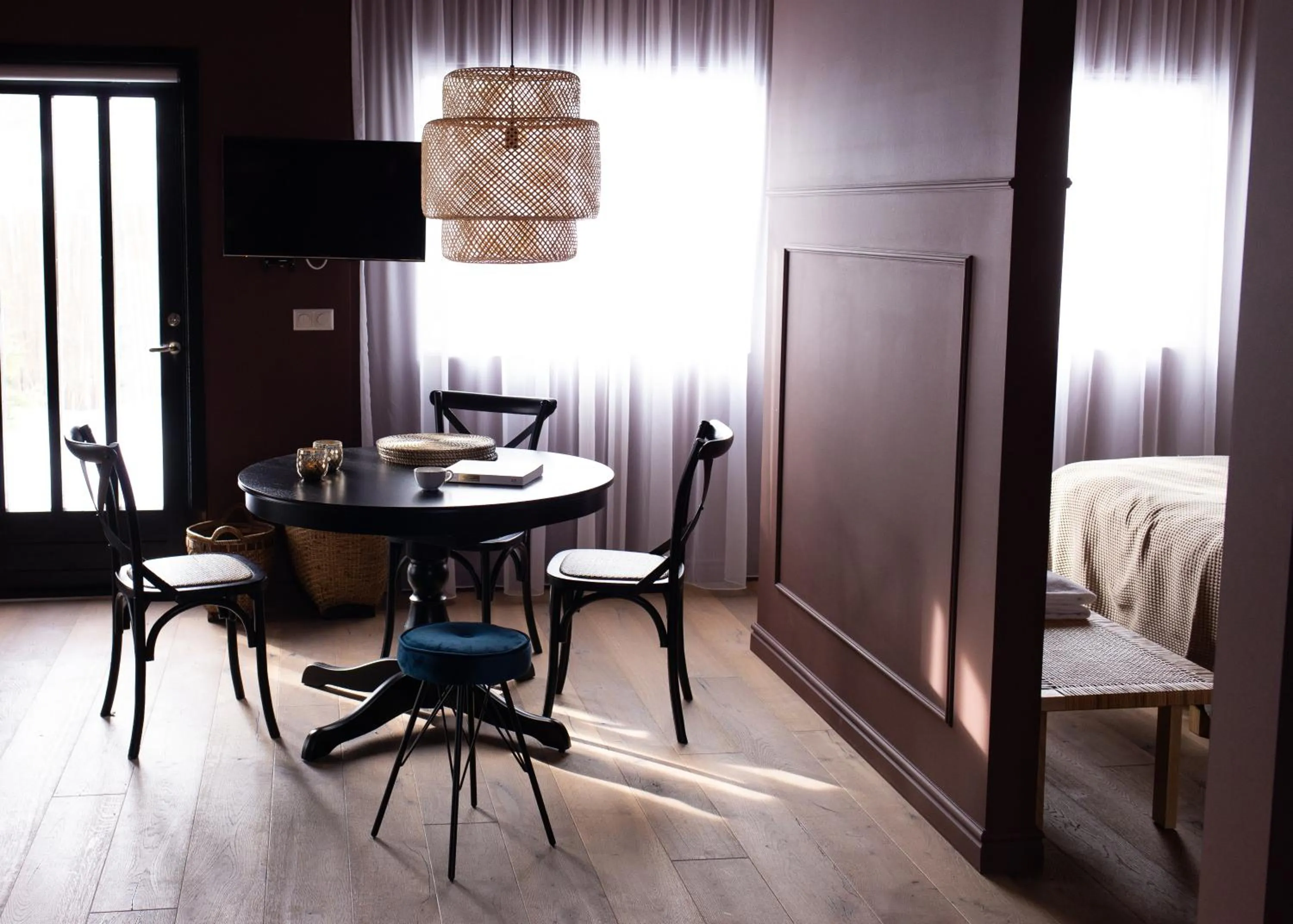 Dining area in INNI - Boutique apartments
