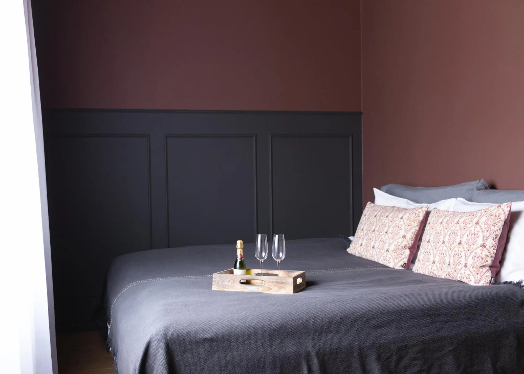 Bedroom, Bed in INNI - Boutique apartments