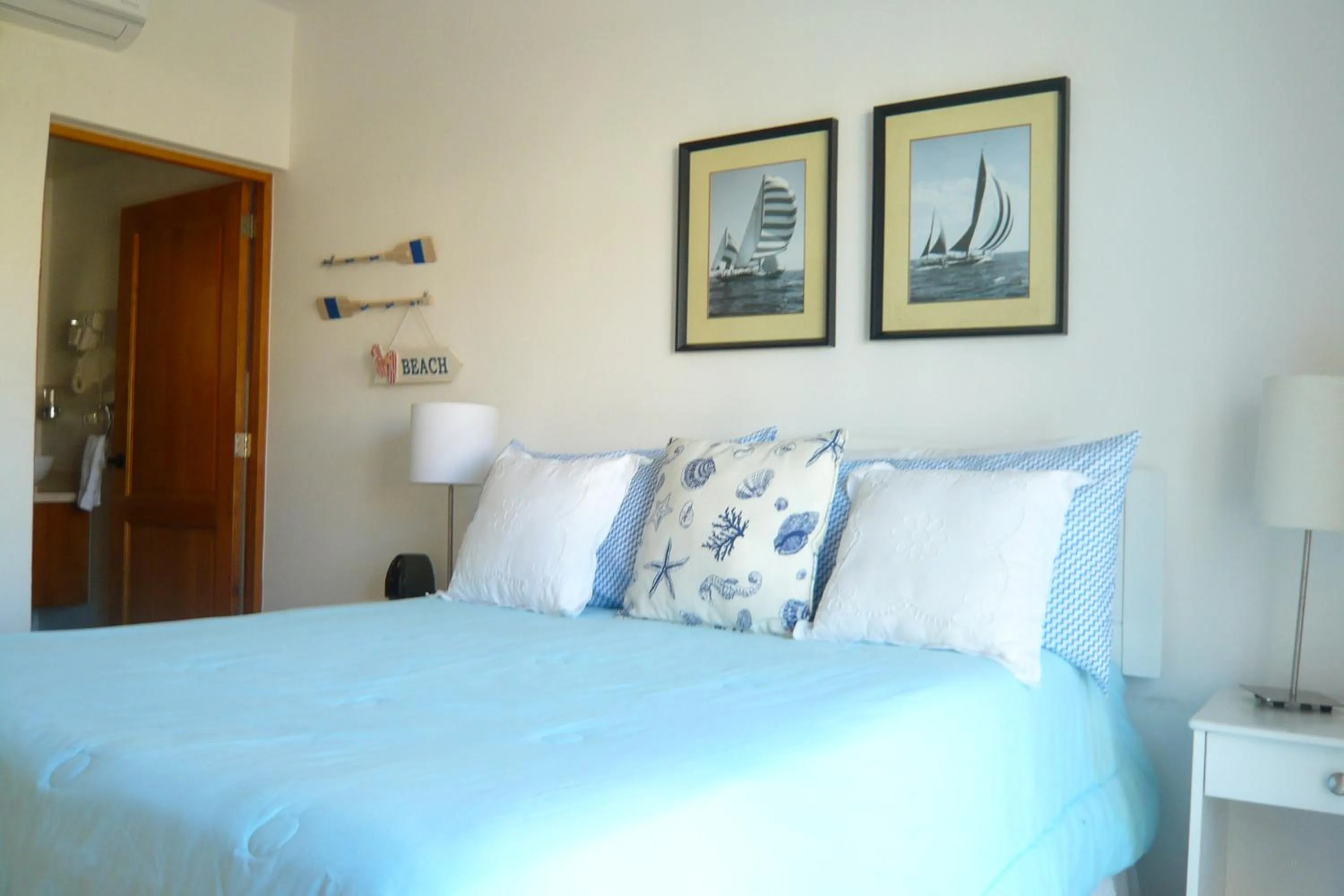 Bed in Cadaques Caribe Boulevard Dominicus Americanus Carretera a Bayahibe Vel 206
