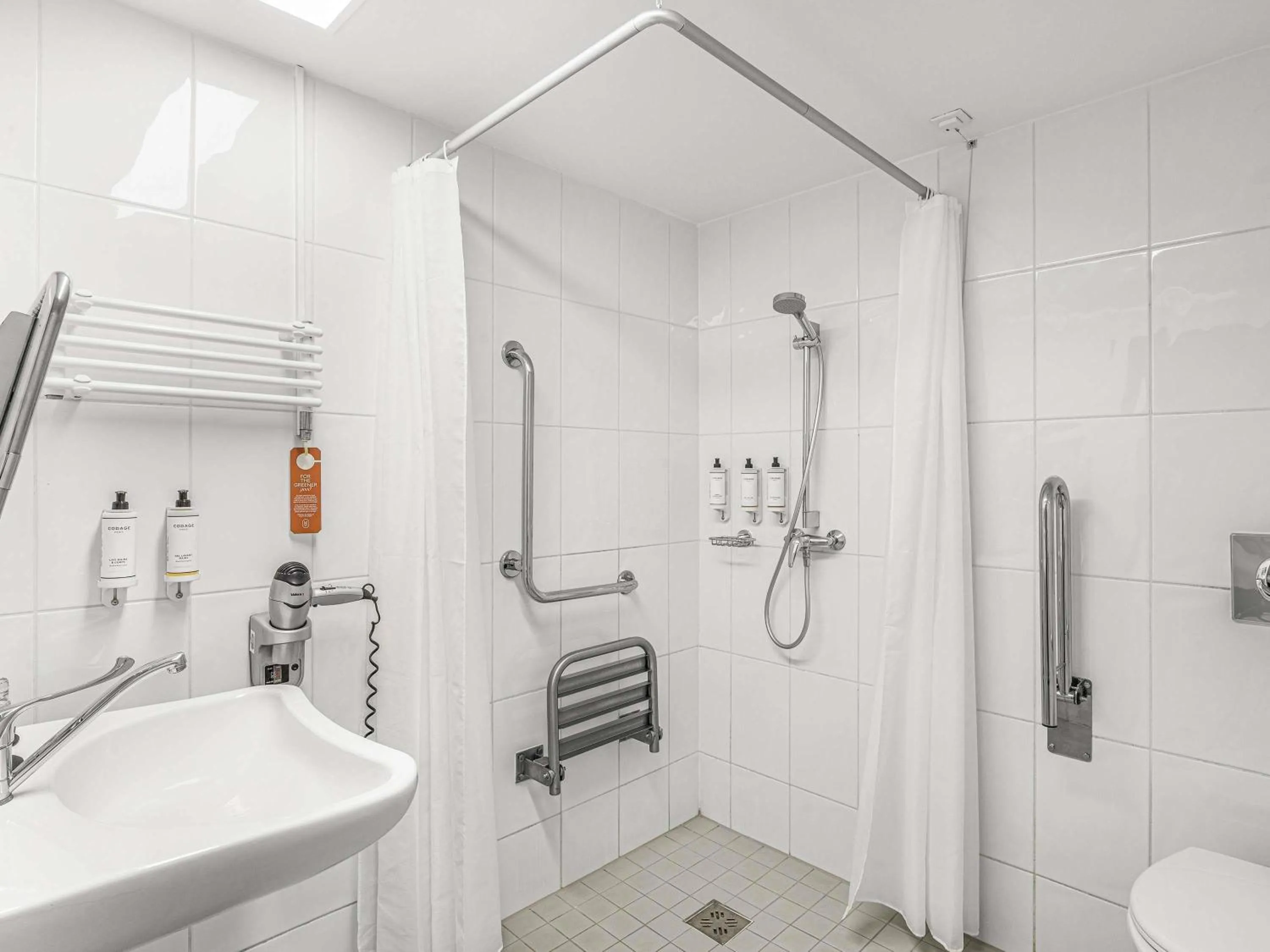 Bedroom in Nemzeti Hotel Budapest - MGallery Collection