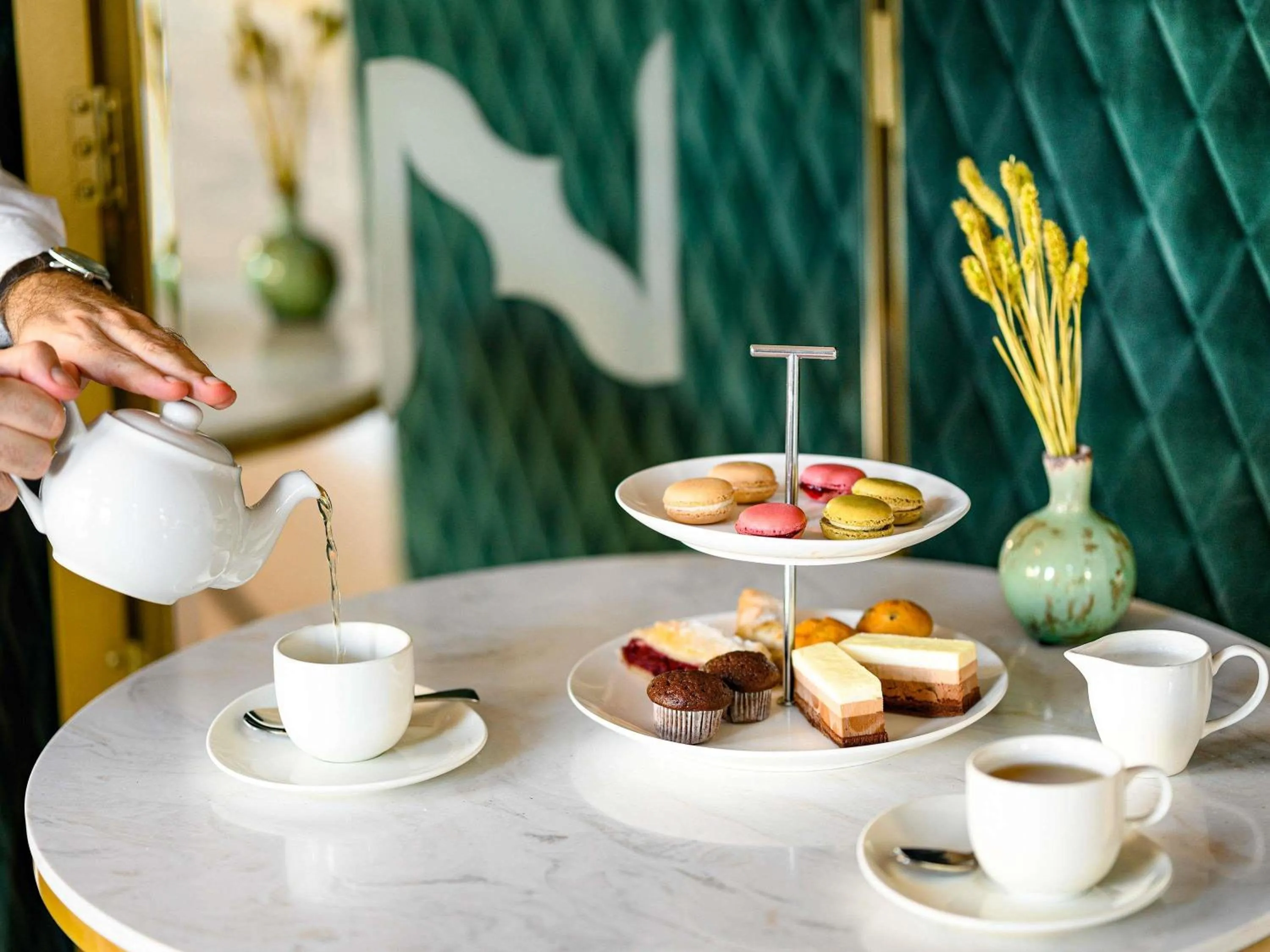 Lounge or bar in Nemzeti Hotel Budapest - MGallery Collection