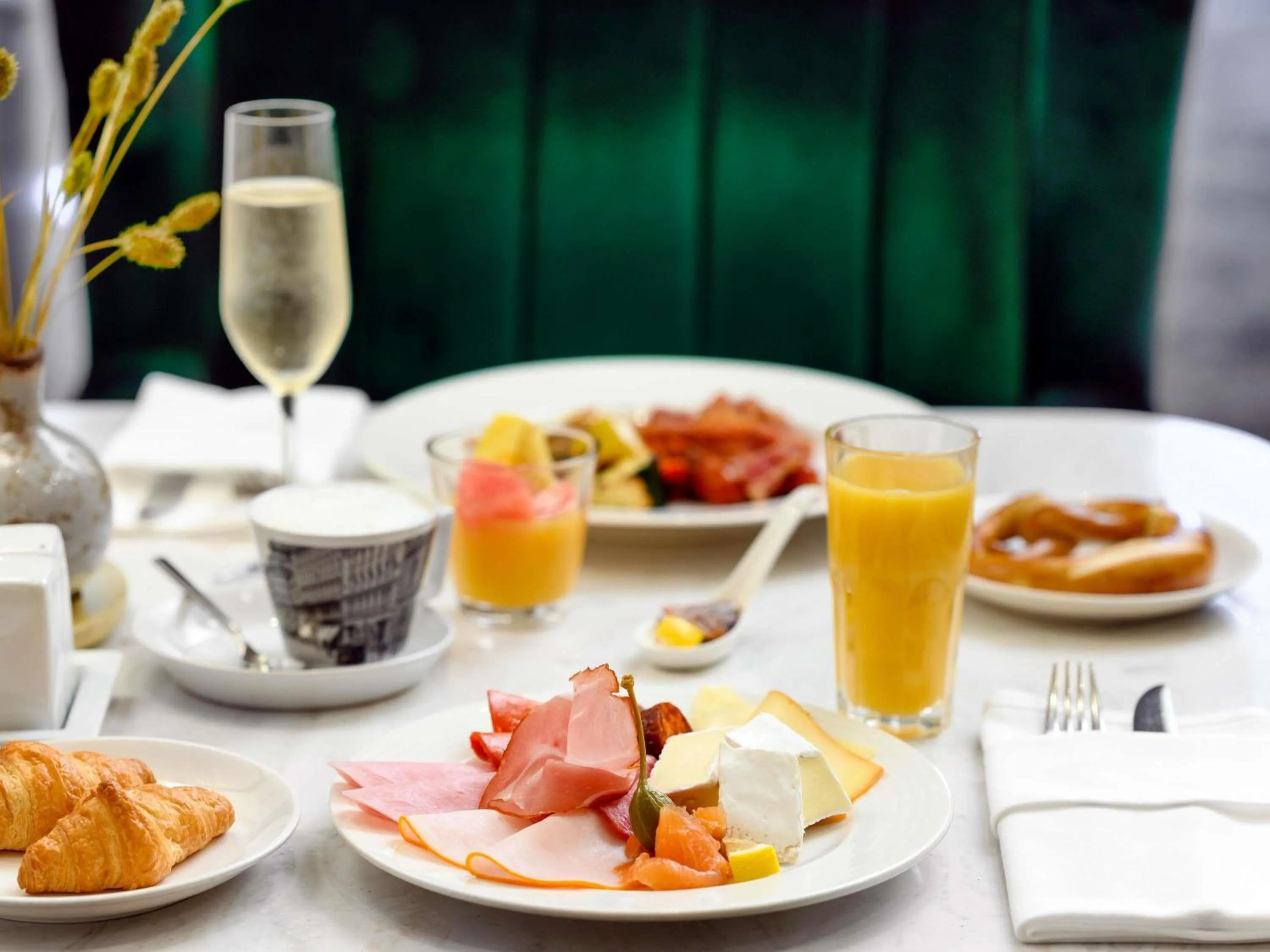 Breakfast in Nemzeti Hotel Budapest - MGallery Collection