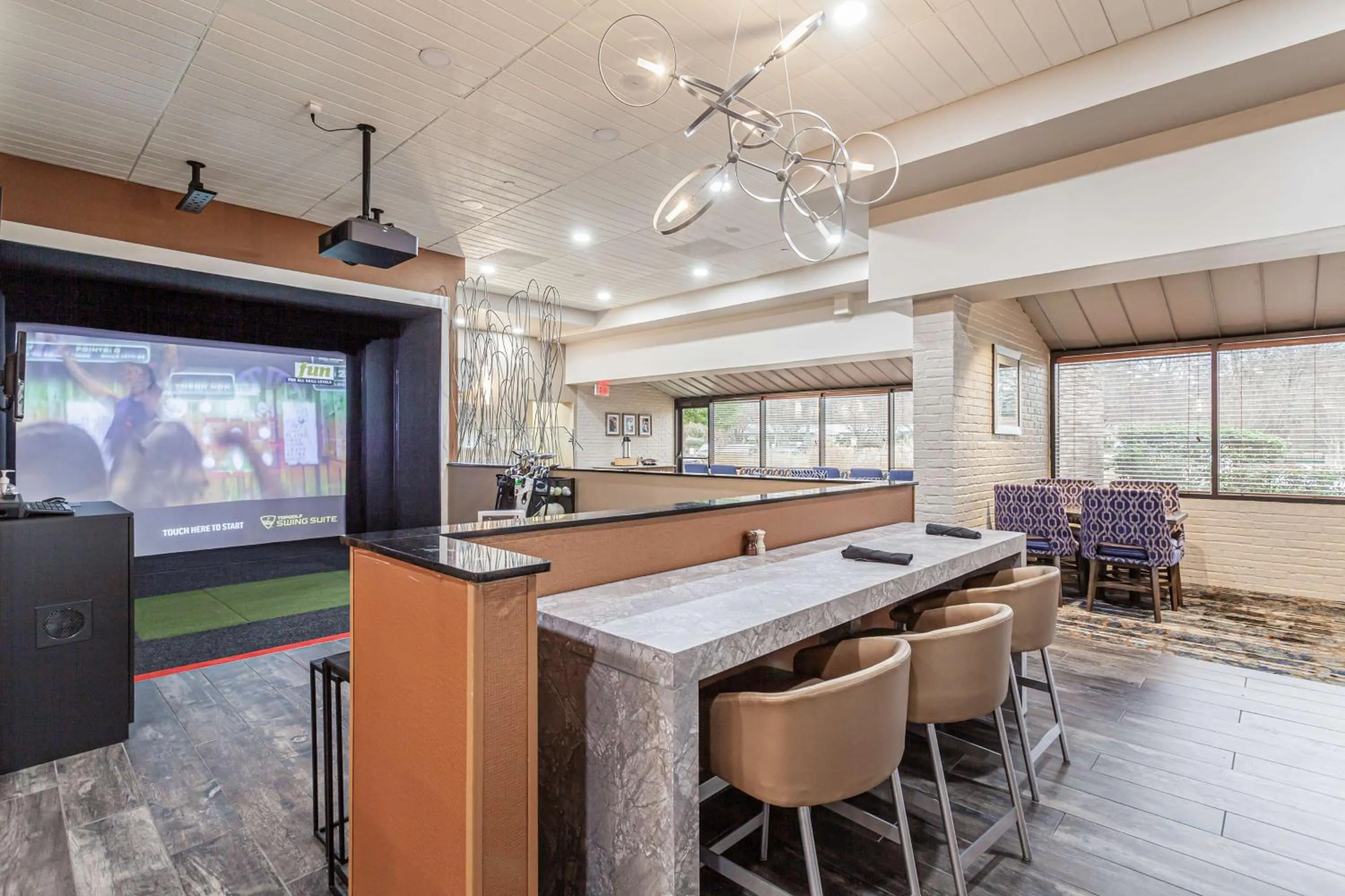 Lounge or bar in DoubleTree by Hilton Memphis