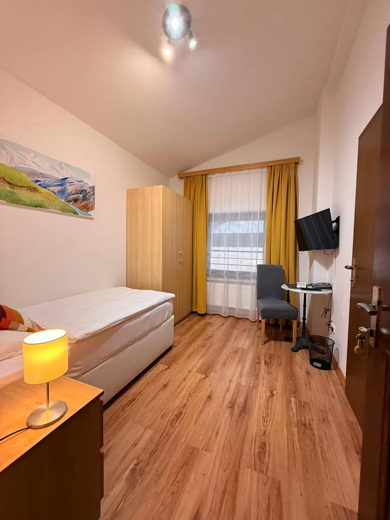 Photo of the whole room, Bed in Hotel HAAS