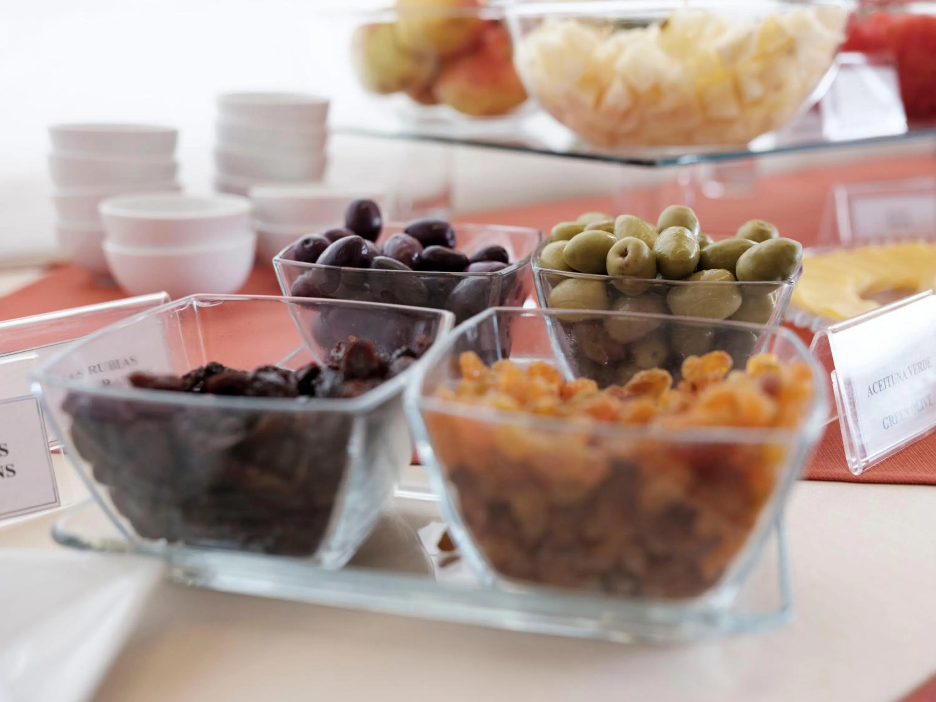 Buffet breakfast in Qorianka Hotel