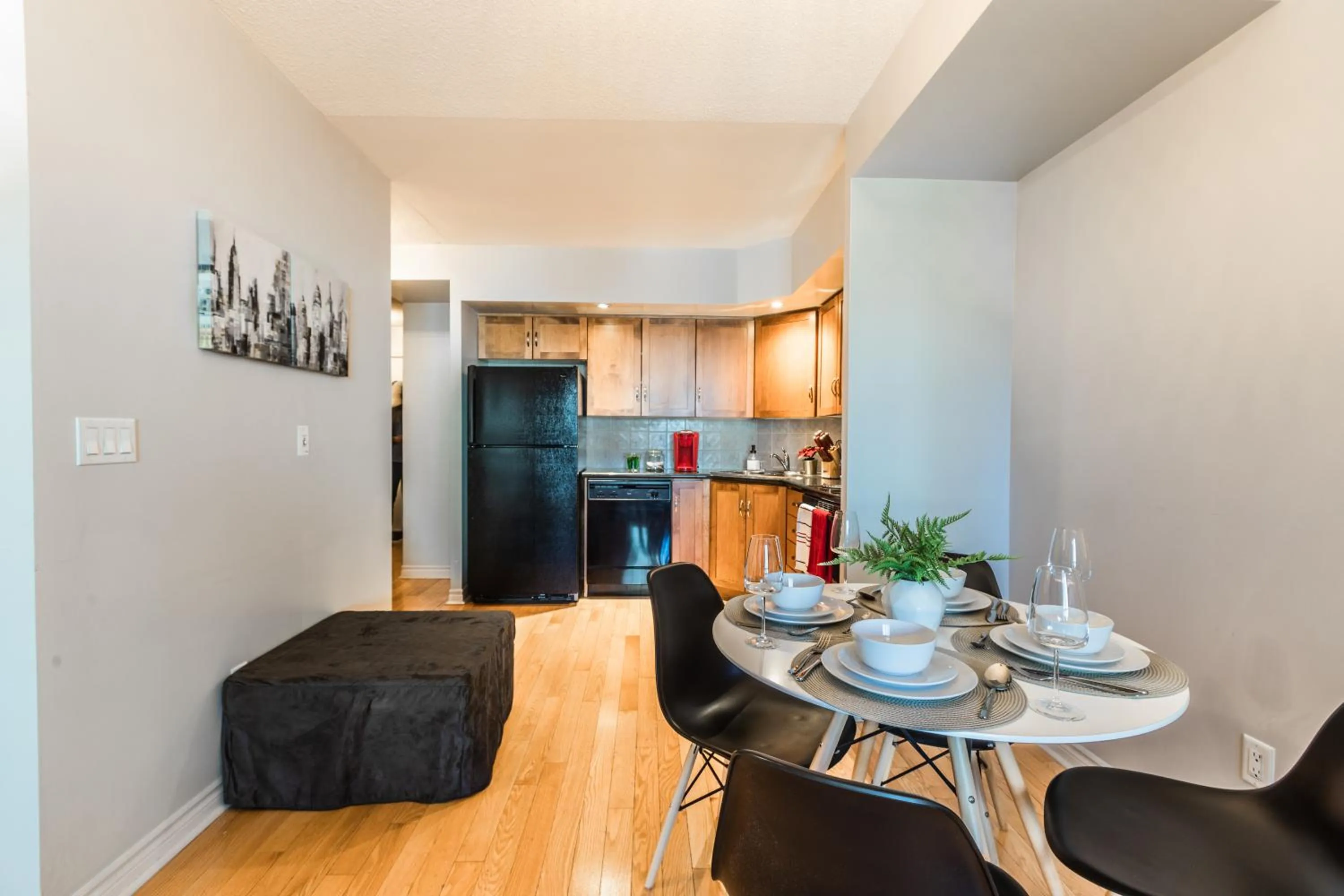 Kitchen or kitchenette in AOC Suites - Heart of Downtown Condo
