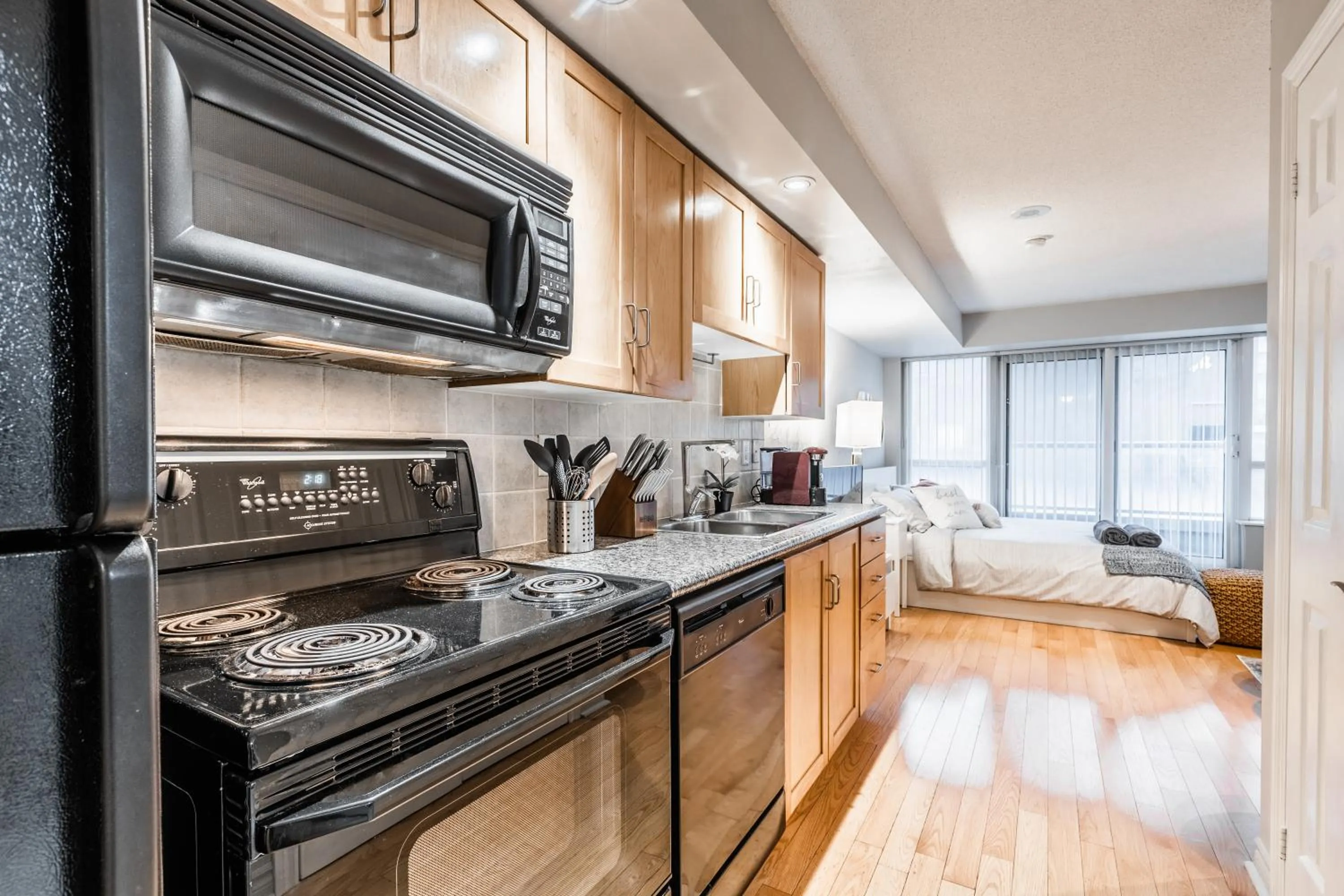 Kitchen or kitchenette in AOC Suites - Heart of Downtown Condo