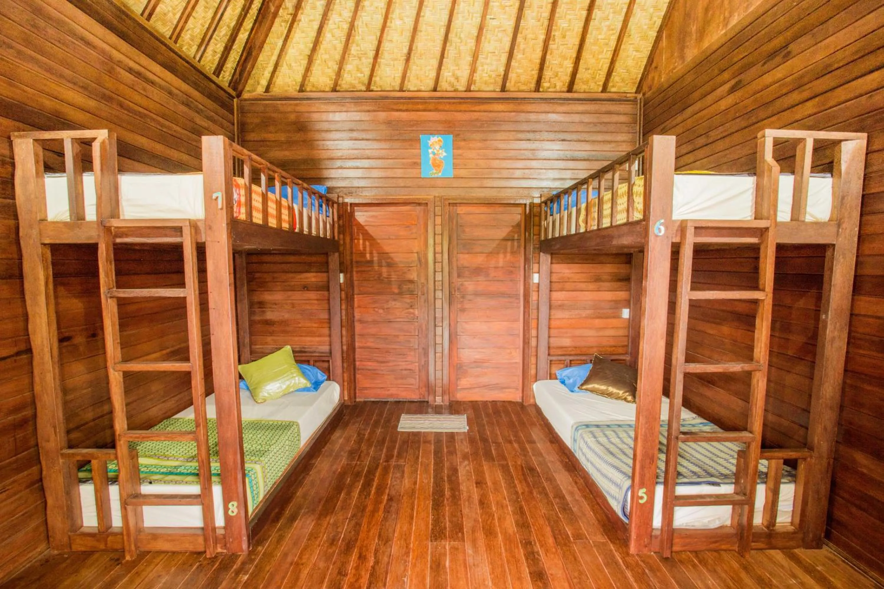 bunk bed, Bed in Uma Hostel Lembongan
