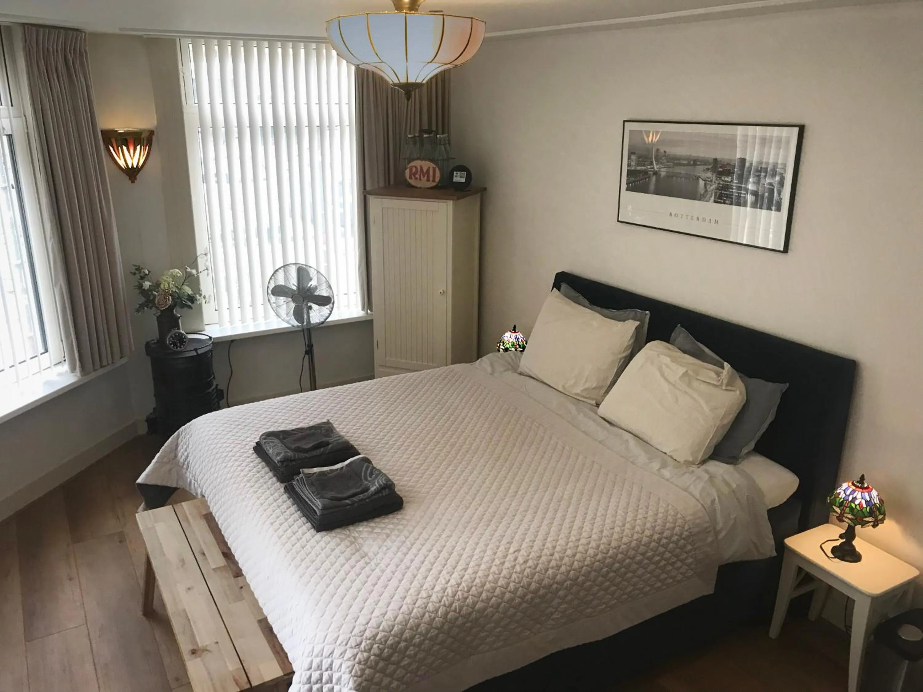 Photo of the whole room, Bed in Bed and Breakfast Rotterdam