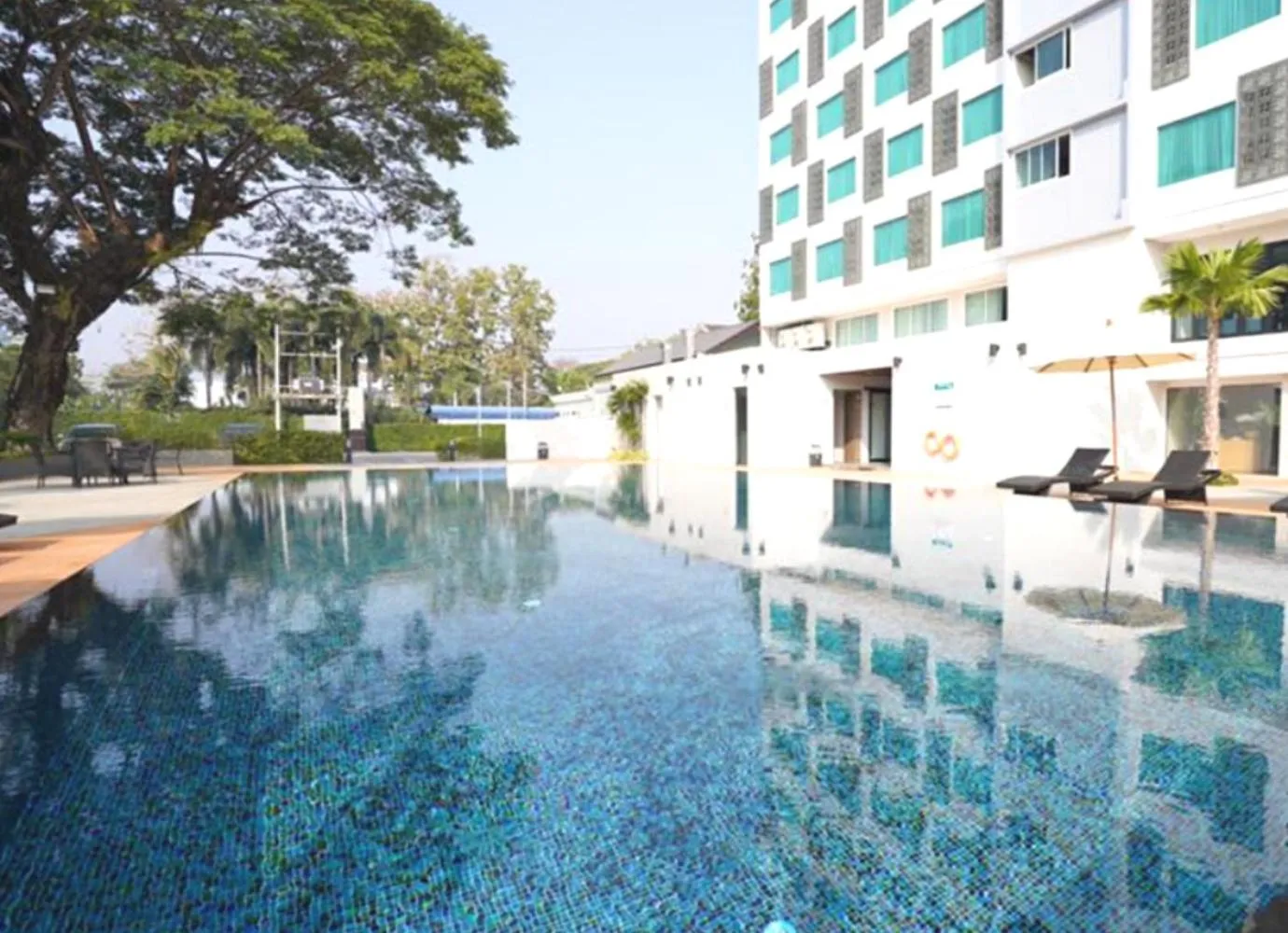 Swimming pool in Sann Hotel