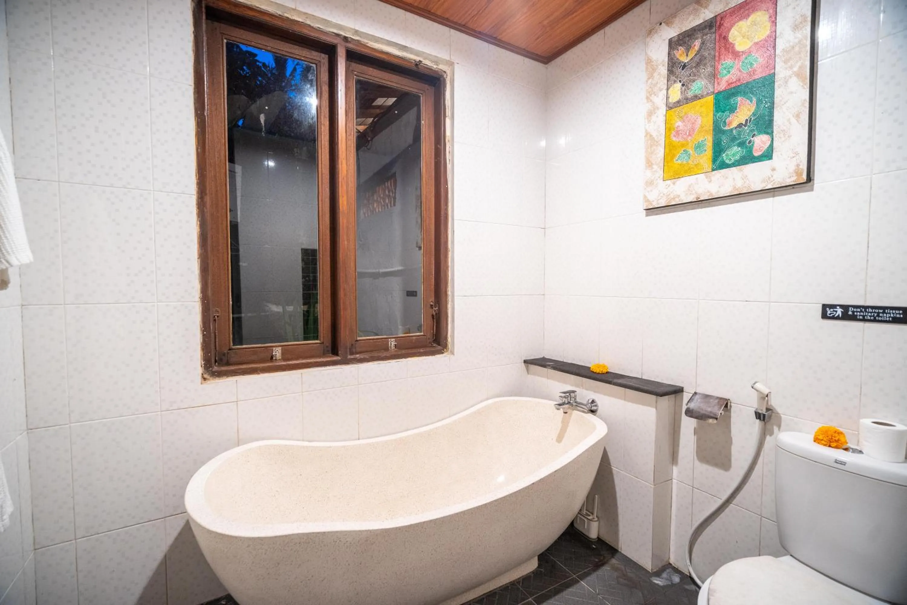 Toilet in Taluh Bebek Ubud Private Villas