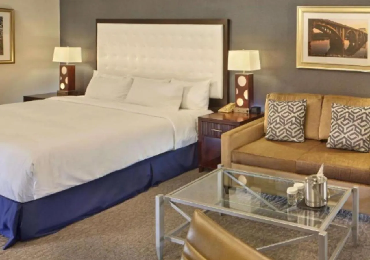 Bed in DoubleTree by Hilton Little Rock