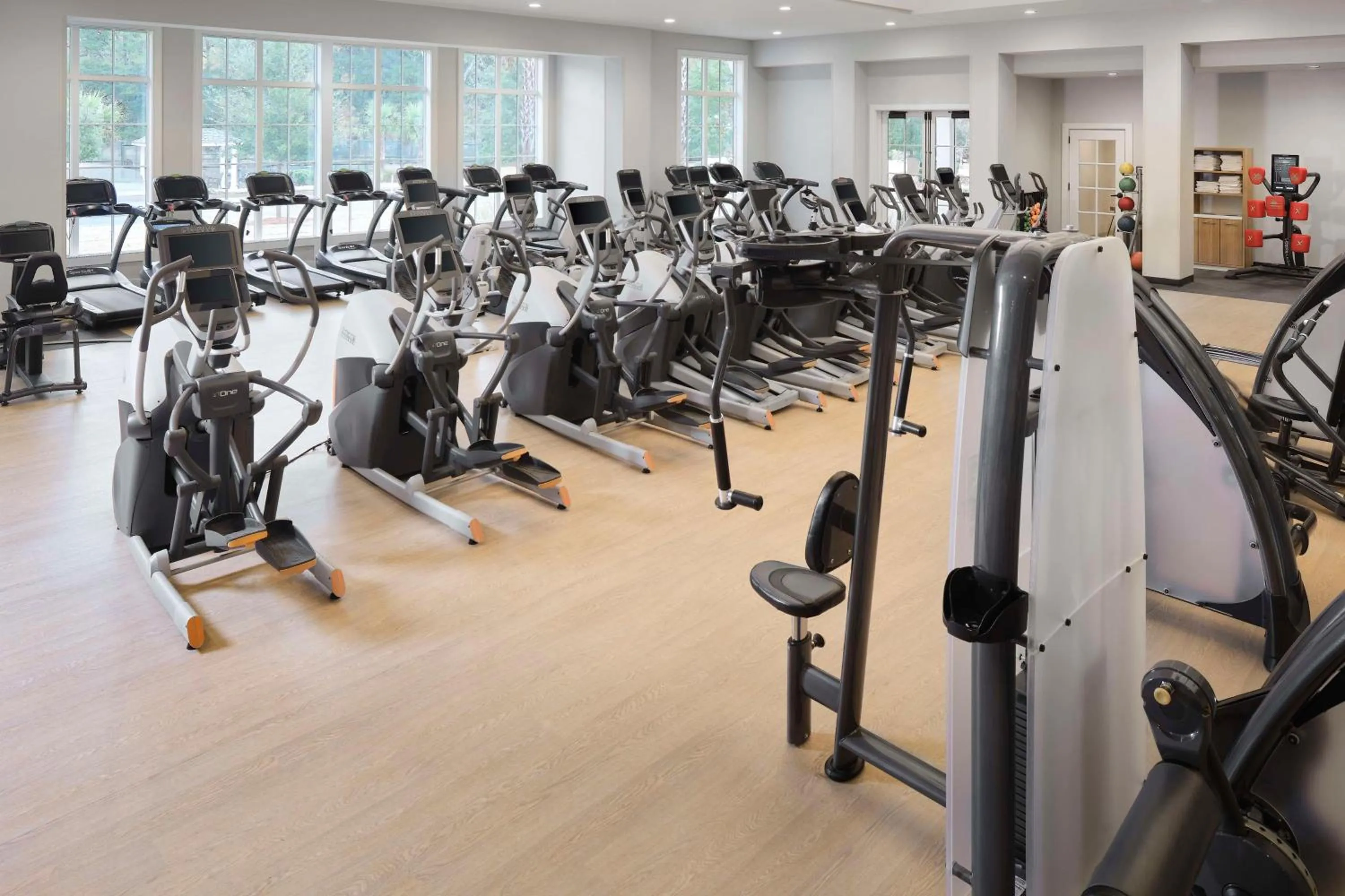Fitness centre/facilities in Embassy Suites by Hilton Myrtle Beach Oceanfront Resort