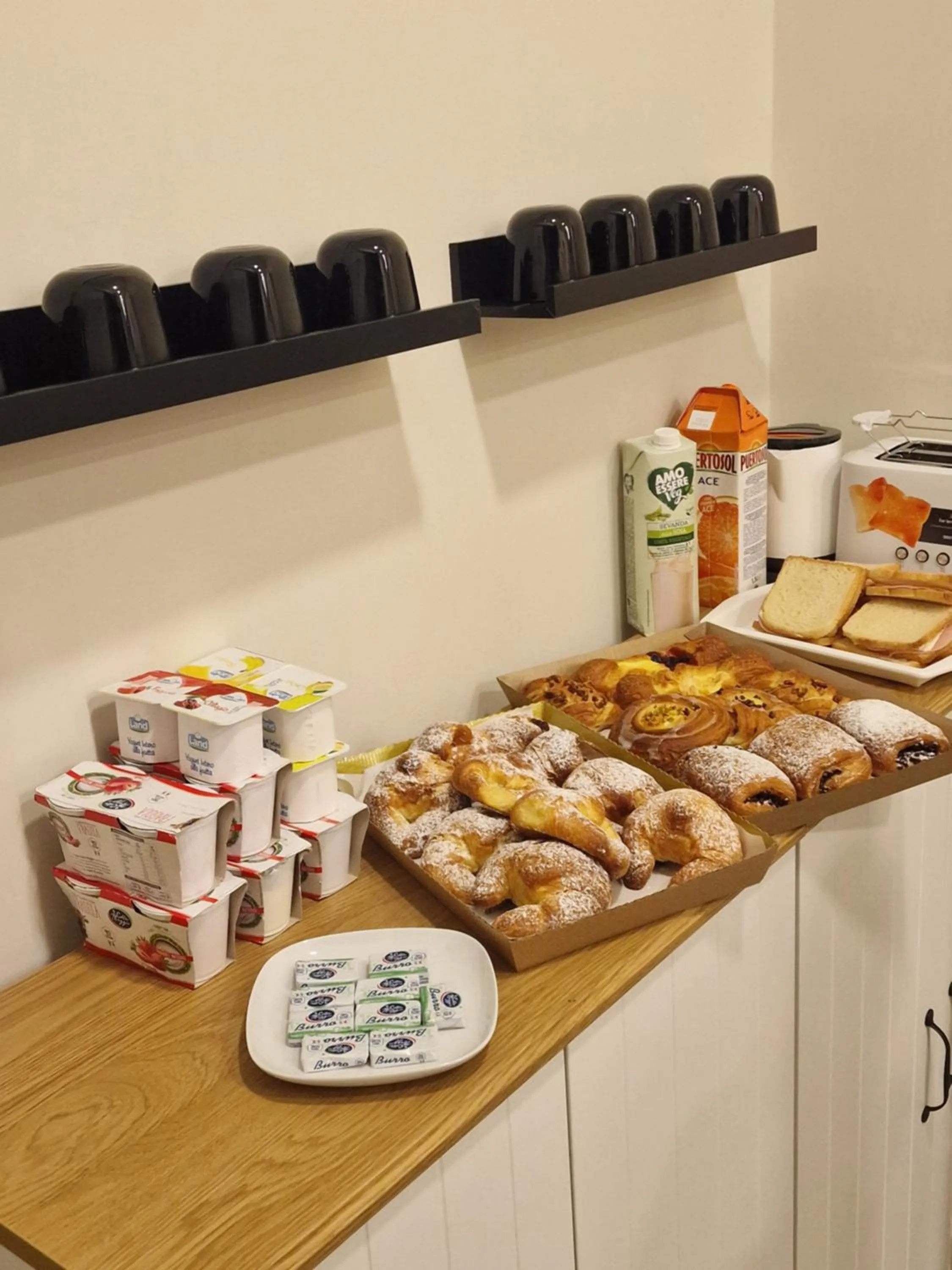 Breakfast in Ara Pacis Inn