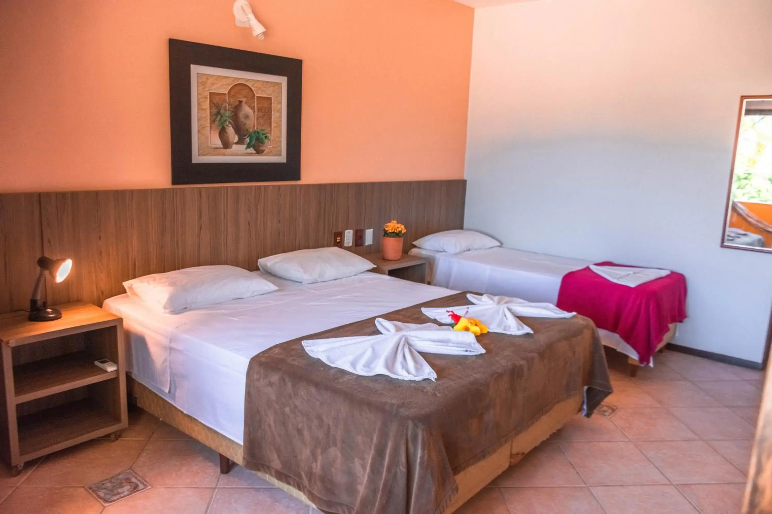 Standard Triple Room in Ferrujão Pousada e Restaurante Standard Triple Room in Ferrujão Pousada e Restaurante