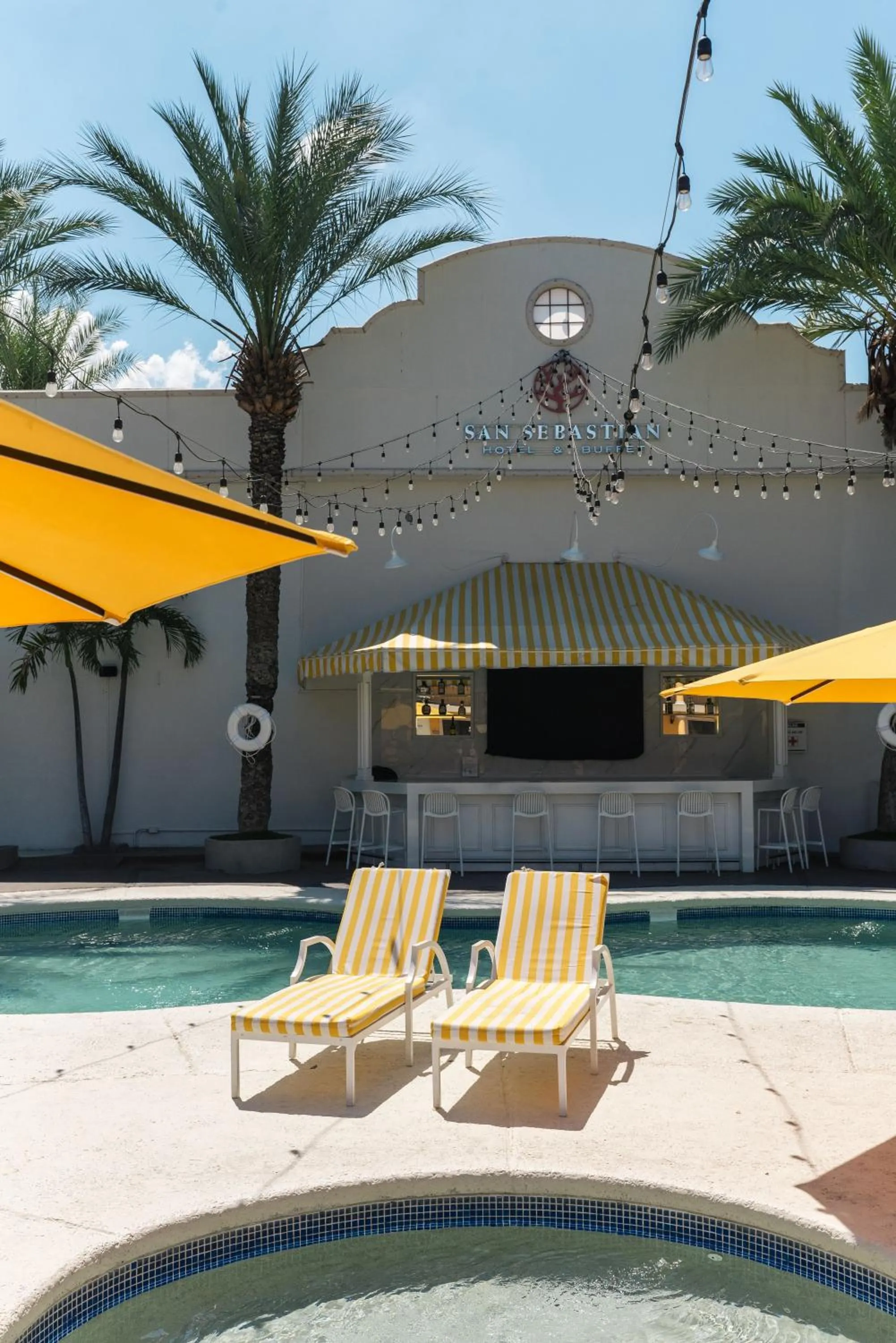 Swimming pool in Hotel San Sebastian