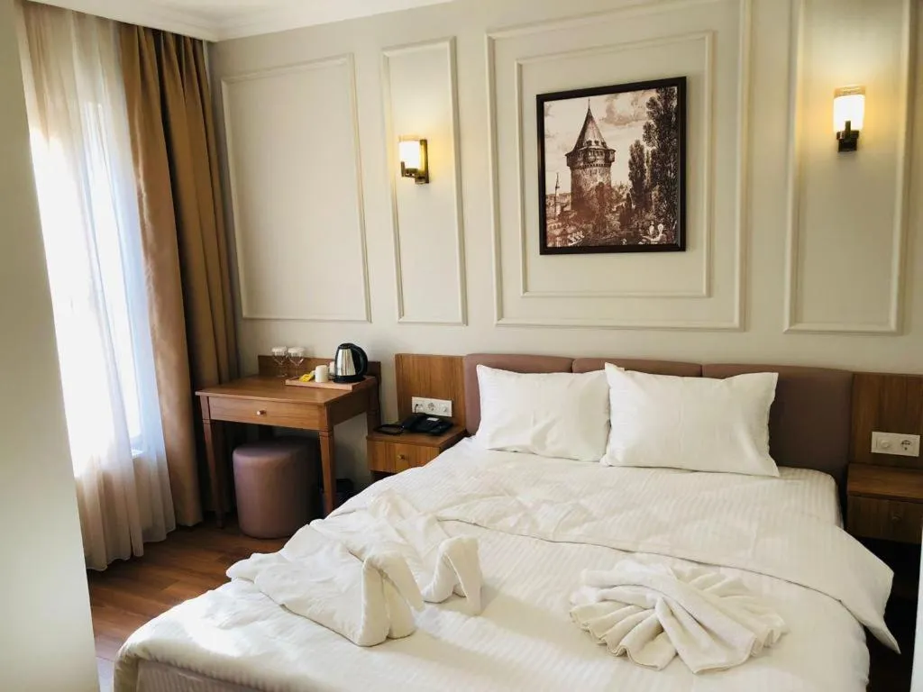 Bed in Burckin Suleymaniye hotel