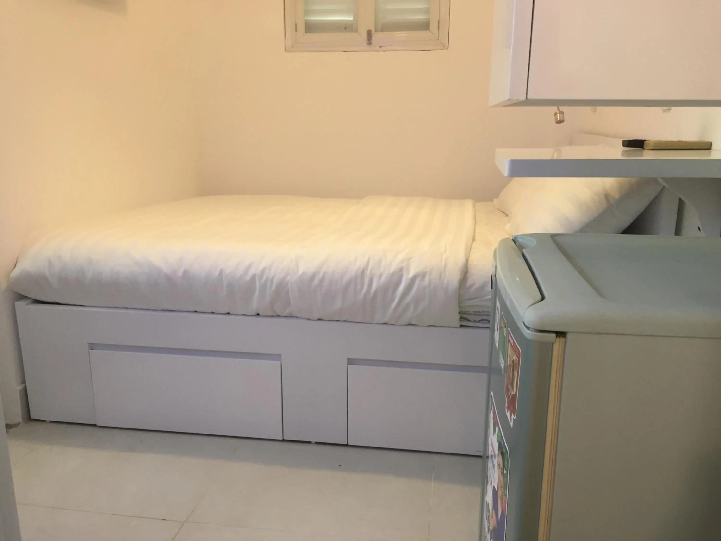 Bed in An Nam Corner - Sky