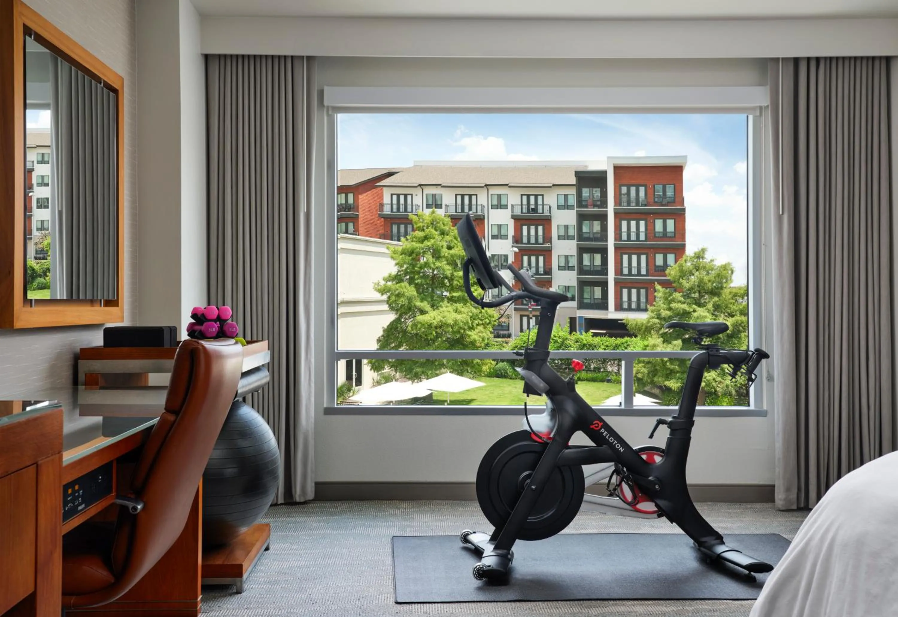 Bedroom in The Westin Austin at The Domain