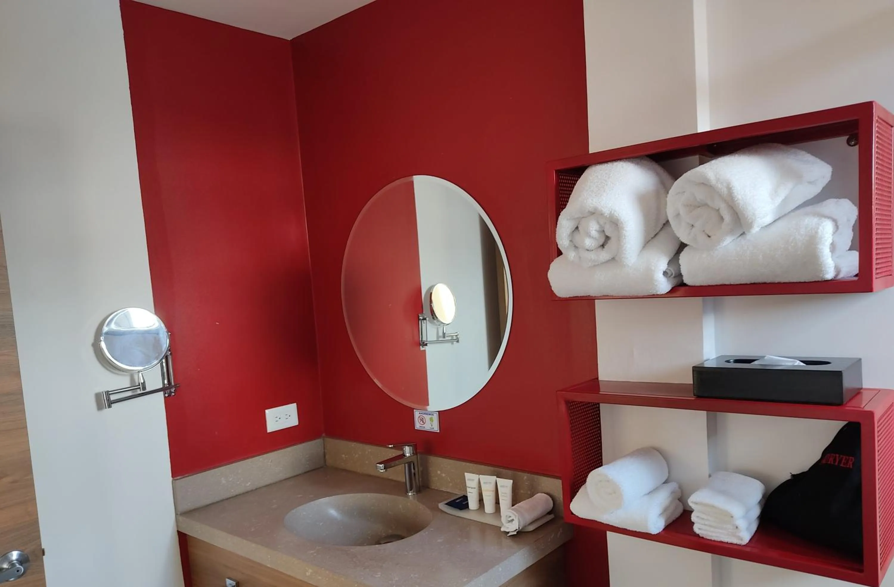 Bathroom in Park Inn by Radisson Quito