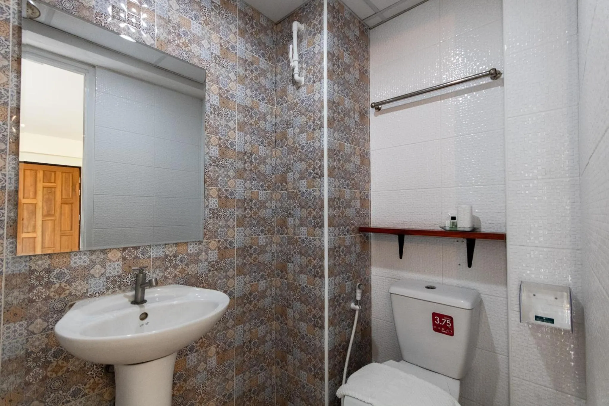 Bathroom in Sweetloft Hotel Don Muang