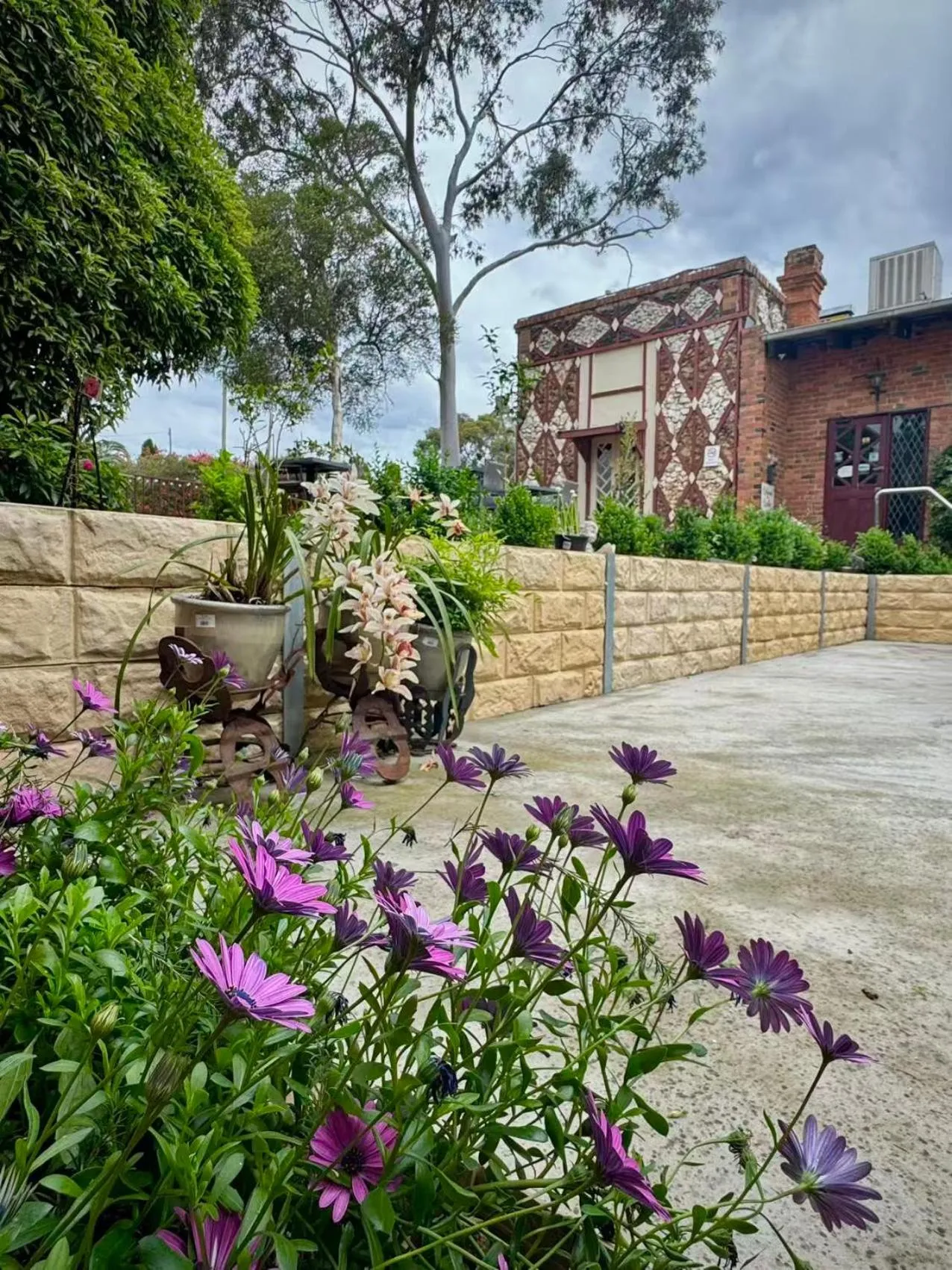 Property building in Diamond House Motor Inn