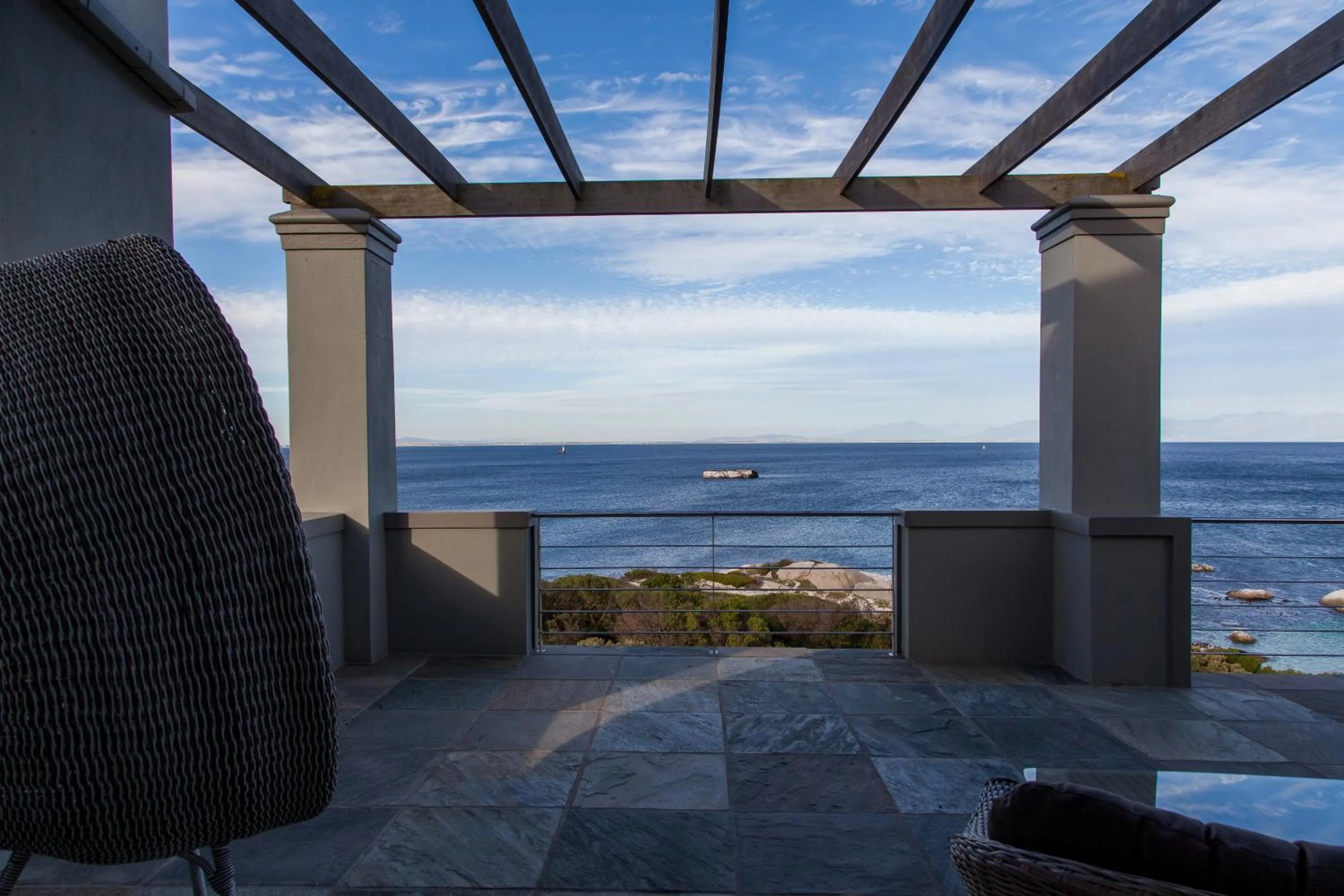 Day in Tintswalo Boulders