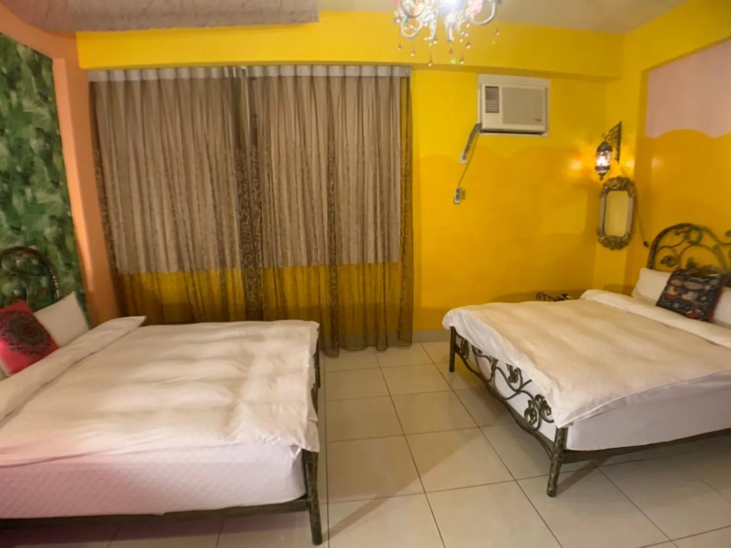 Bed in Hualien Seaside B&B