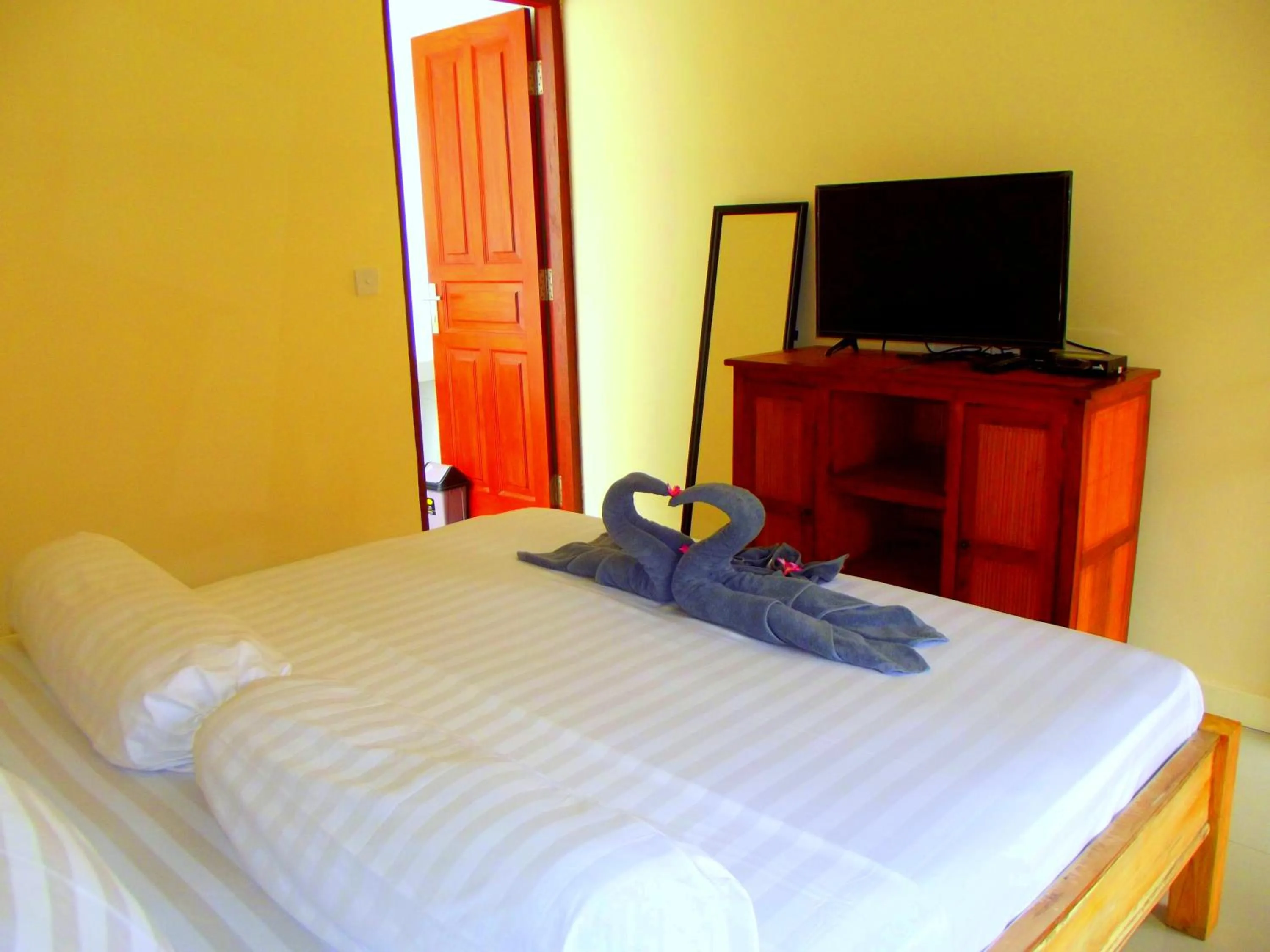 Bedroom, Bed in The Lakshmi Villas by The Beach House