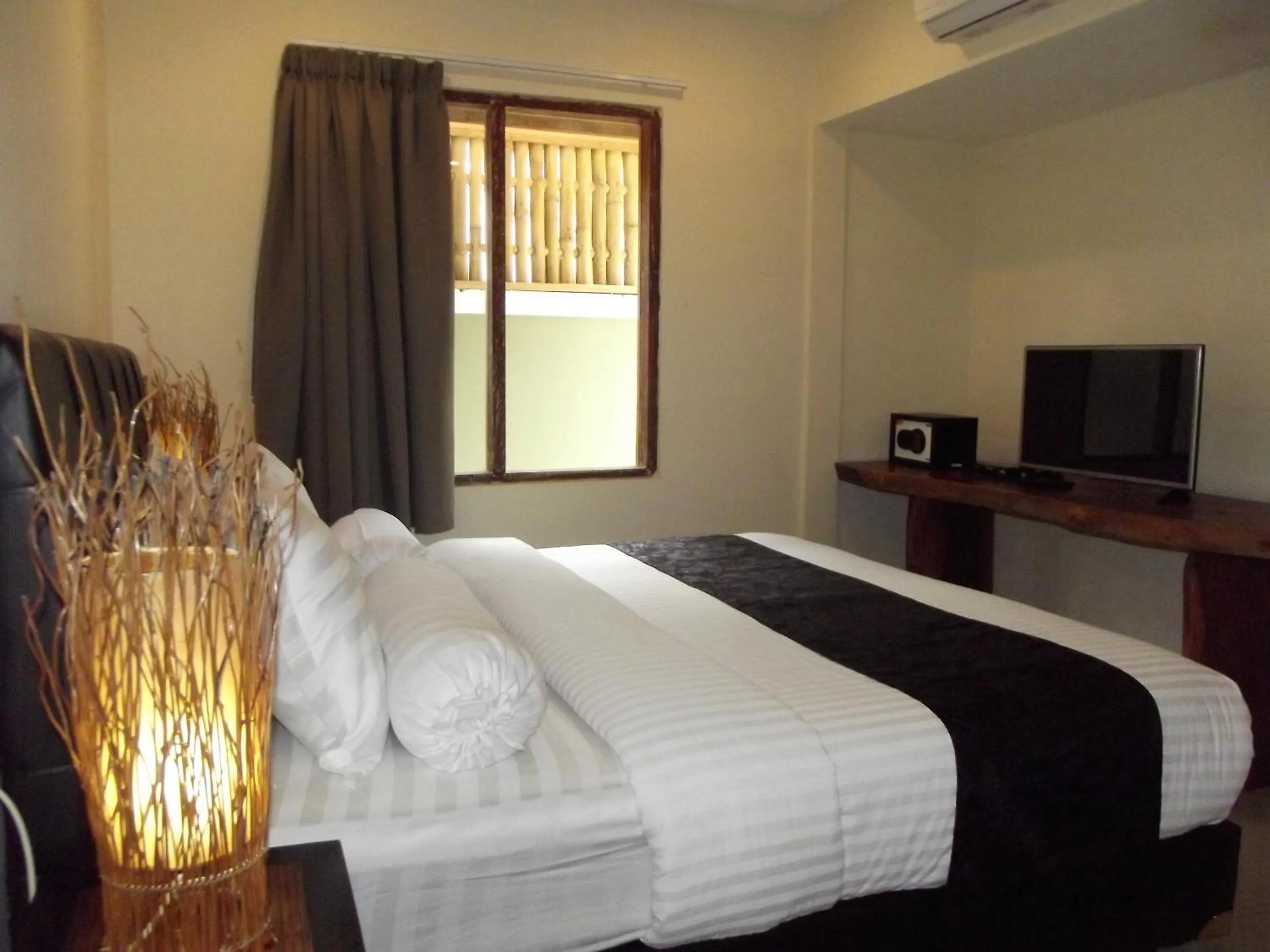 Bedroom, Bed in The Lakshmi Villas by The Beach House