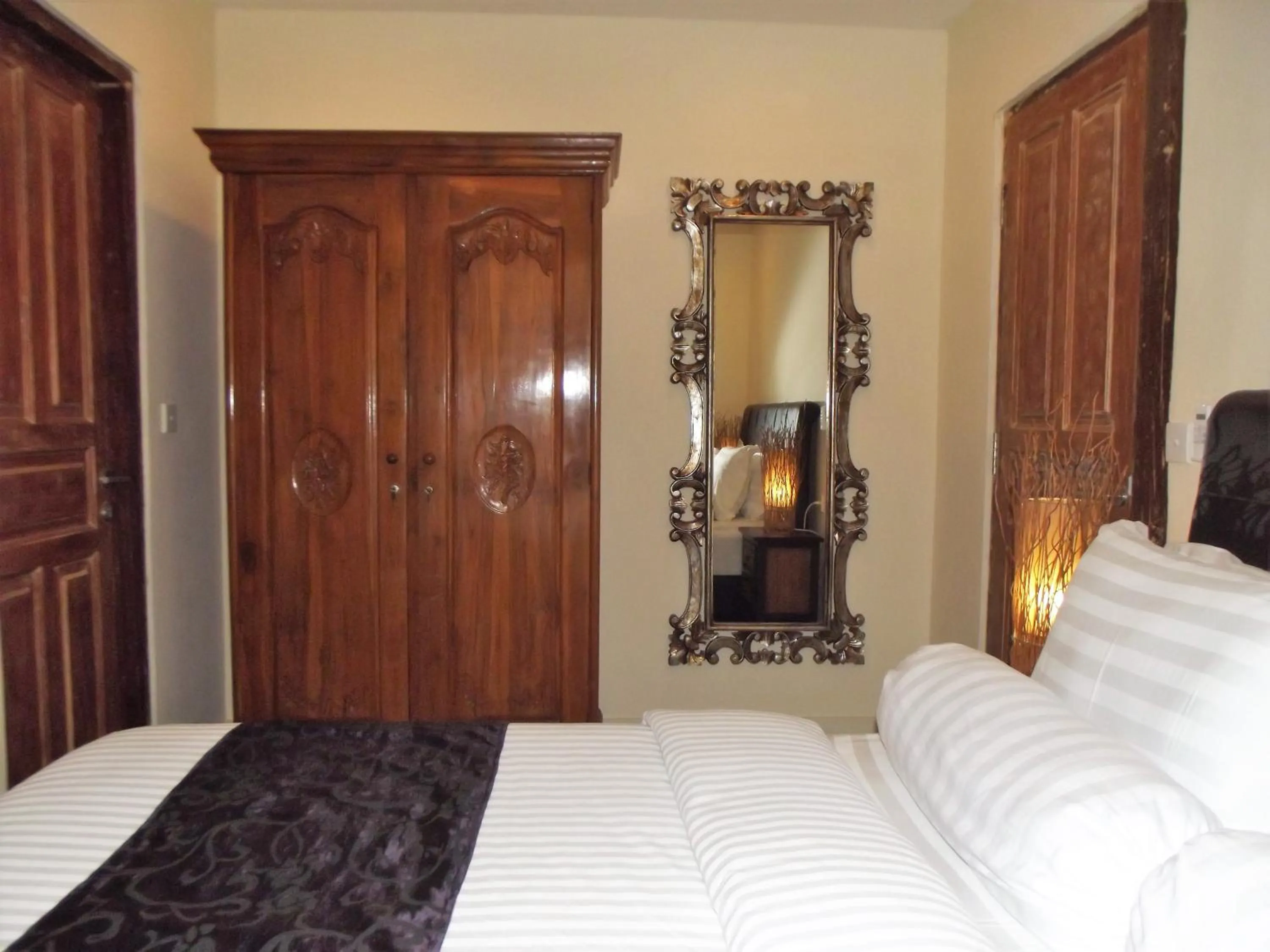 Bedroom, Bed in The Lakshmi Villas by The Beach House