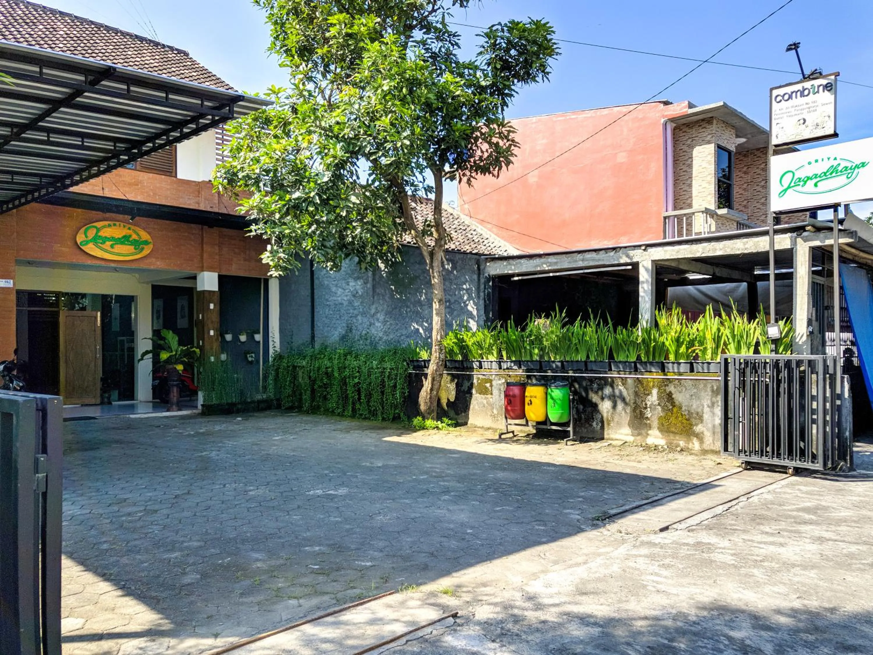 Property building in Griya Jagadhaya