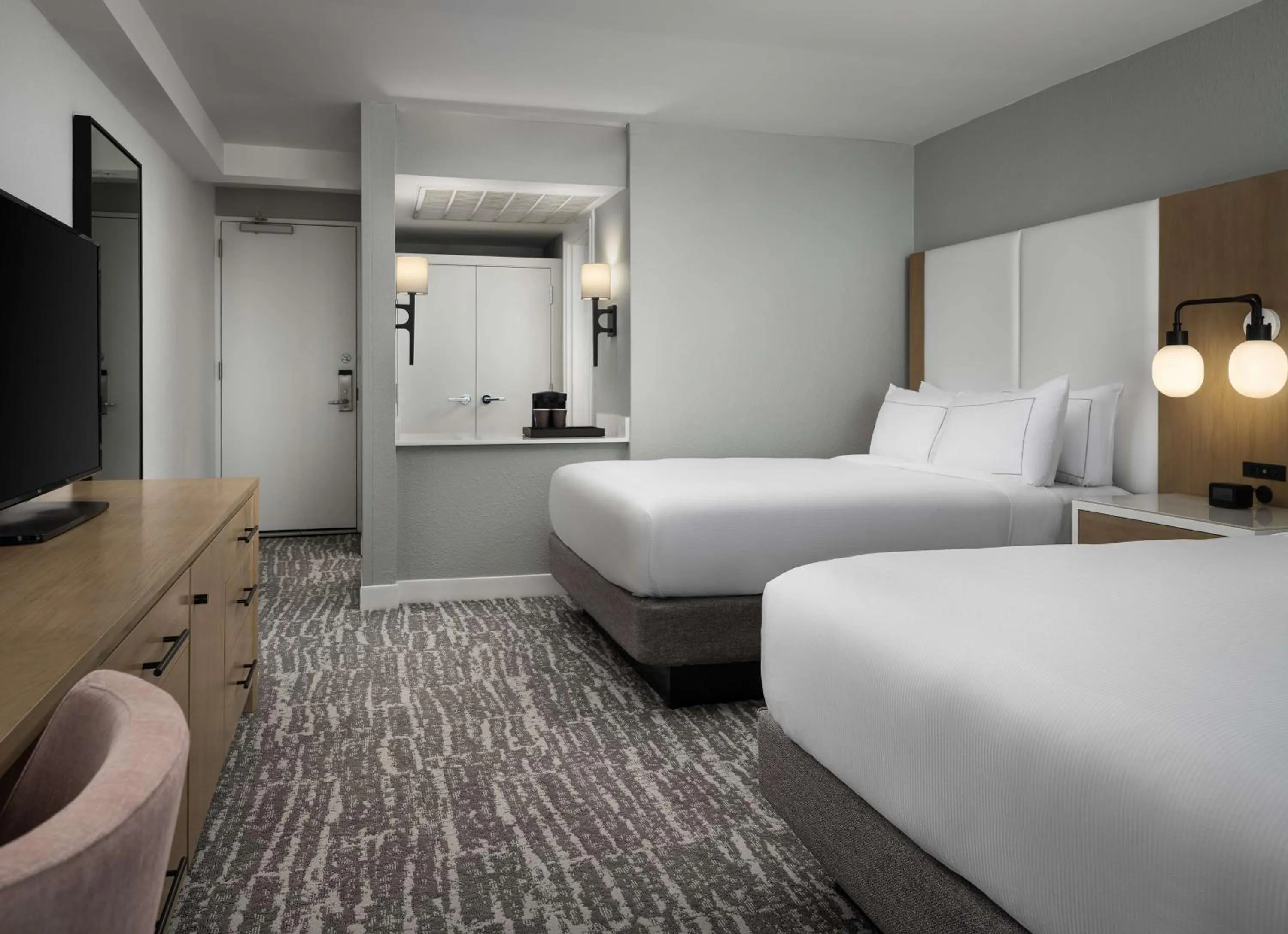 Bed in Hilton Myrtle Beach Resort