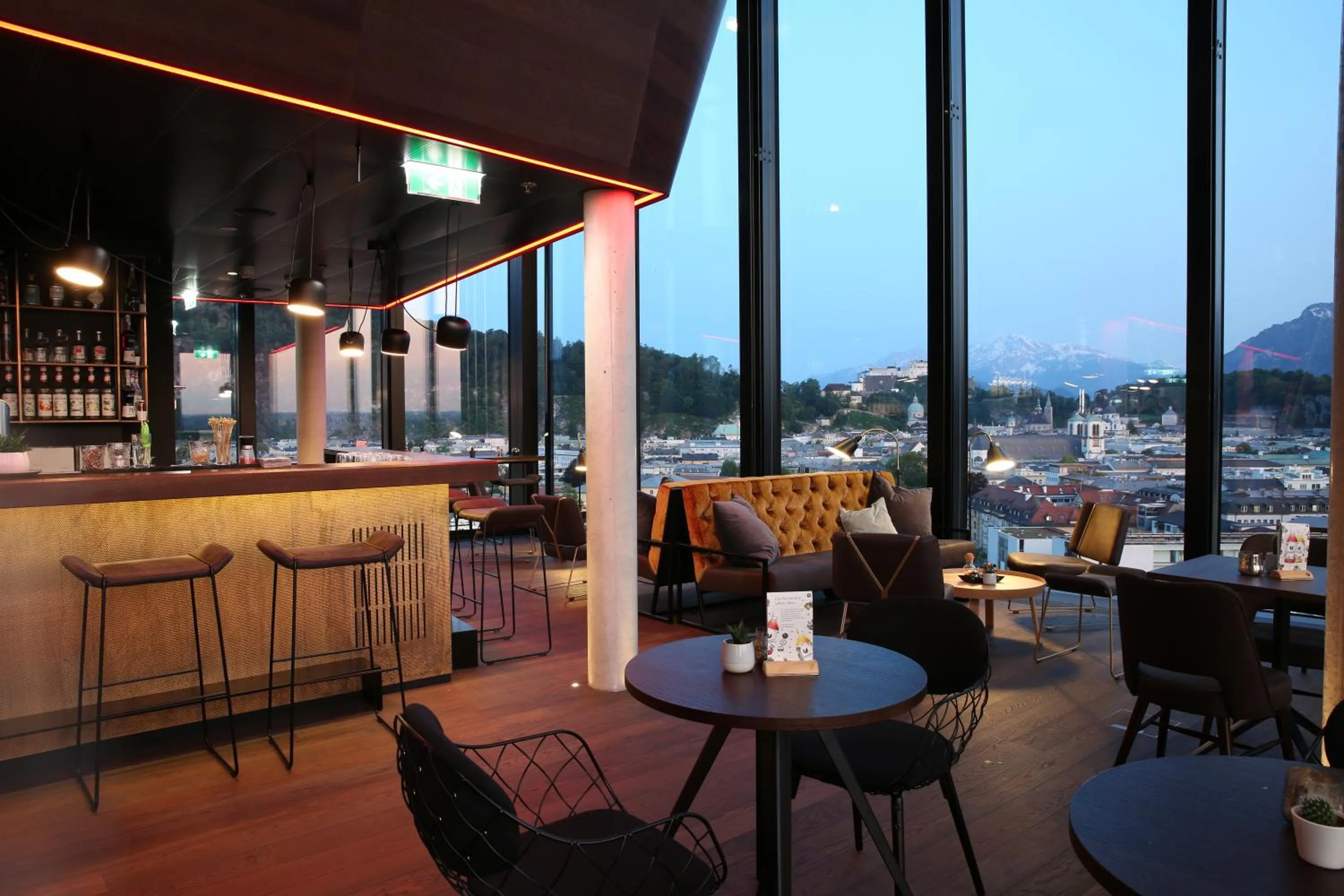 Lounge or bar in arte Hotel Salzburg