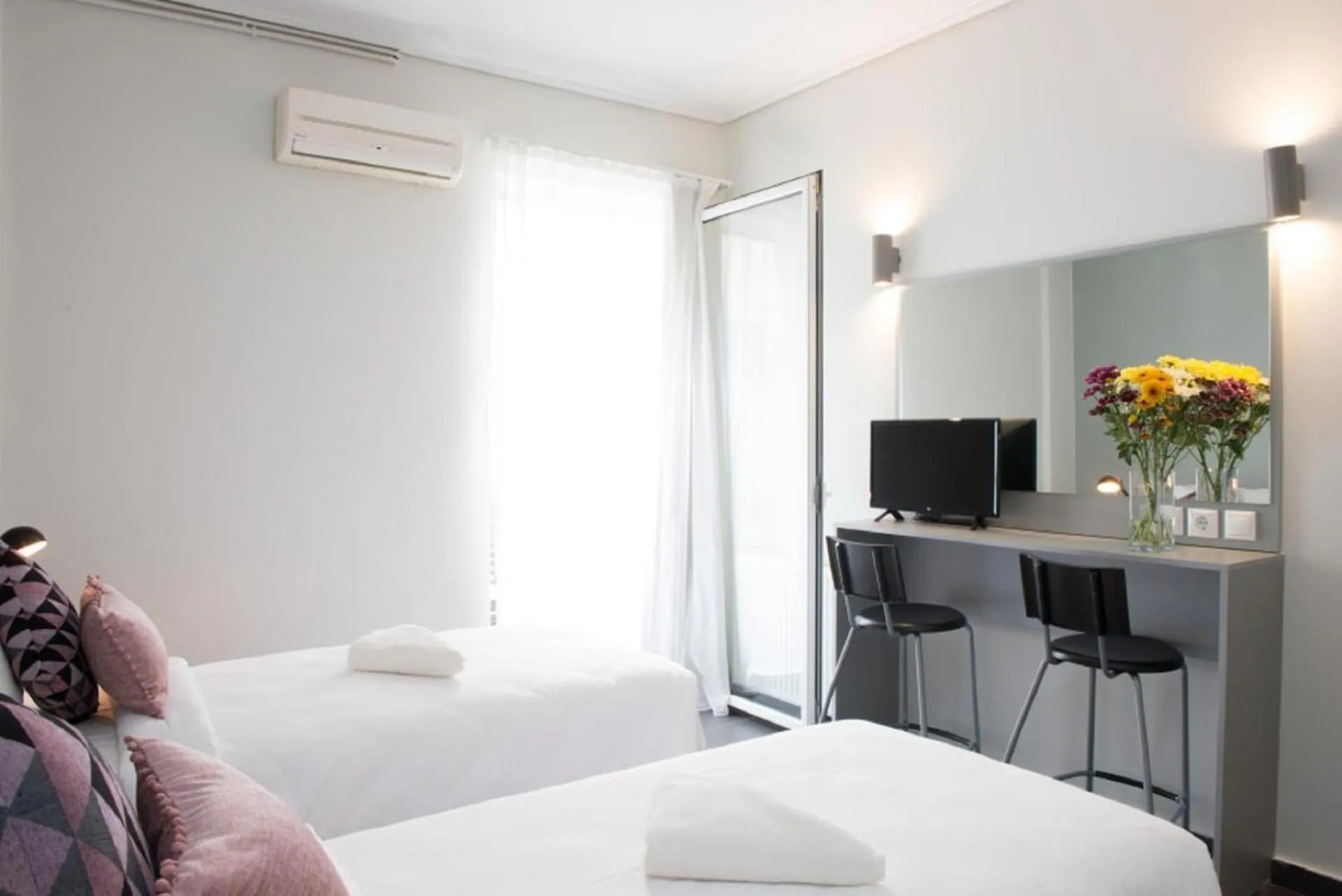 Bedroom, Bed in Athens Studios