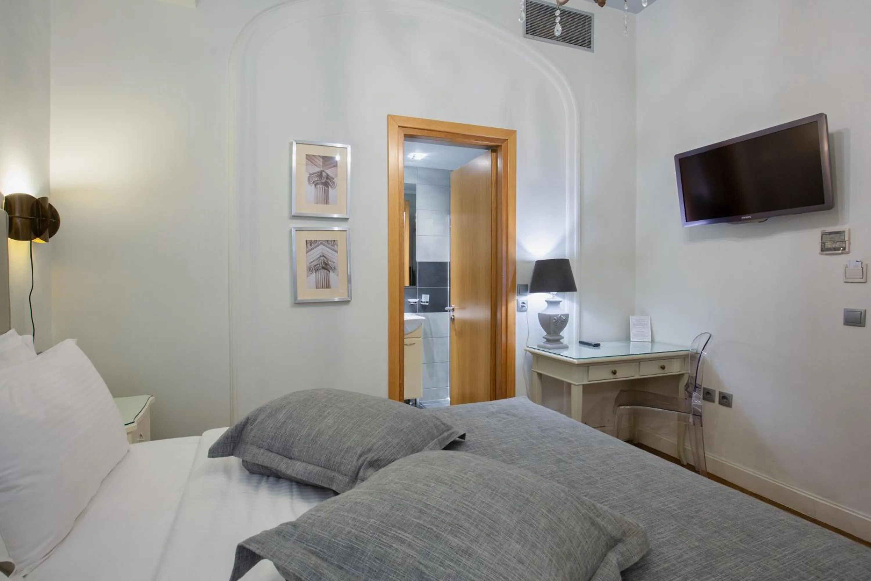 Bedroom, Bed in Sweet Home Hotel