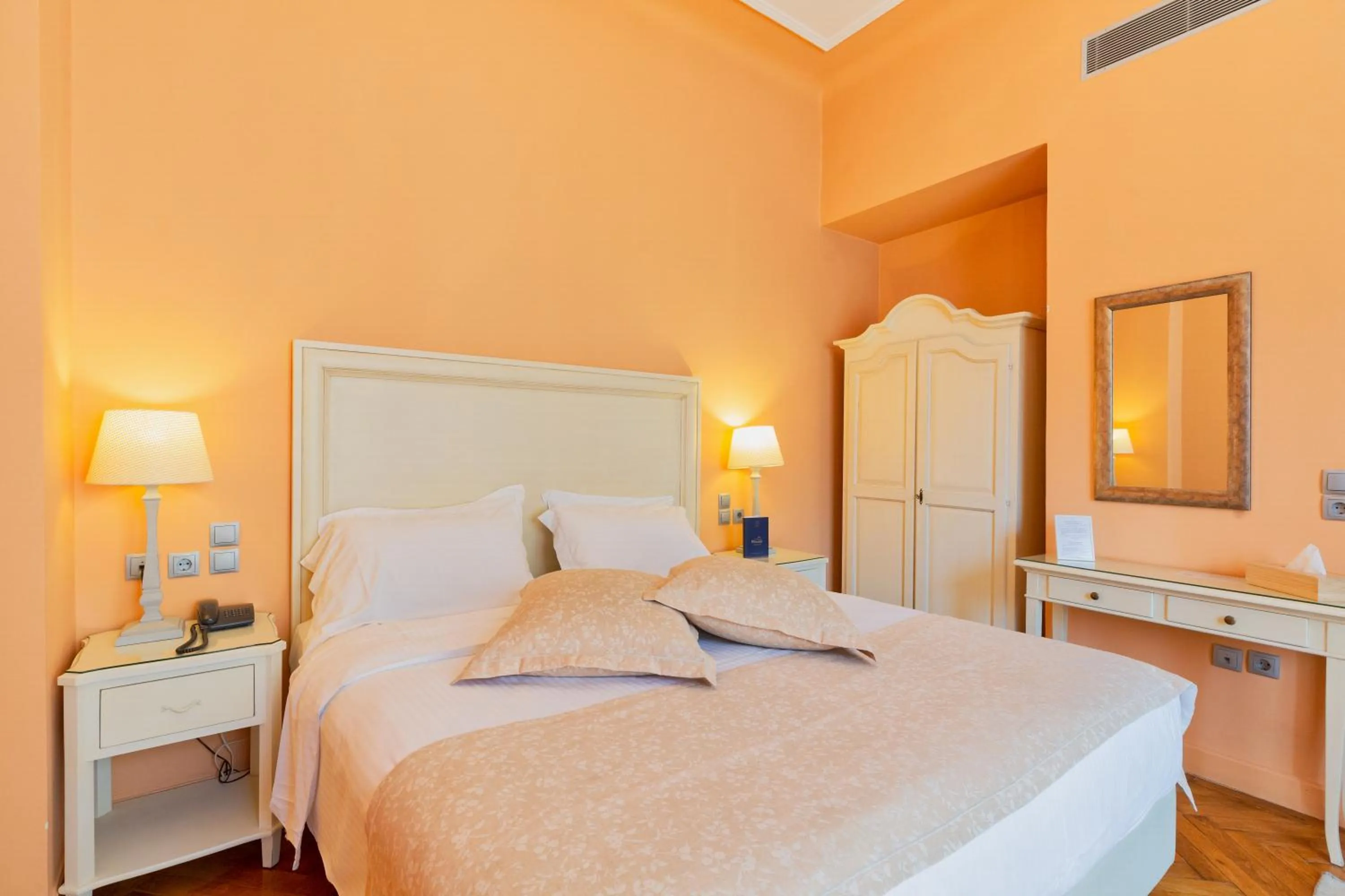 Bed in Sweet Home Hotel