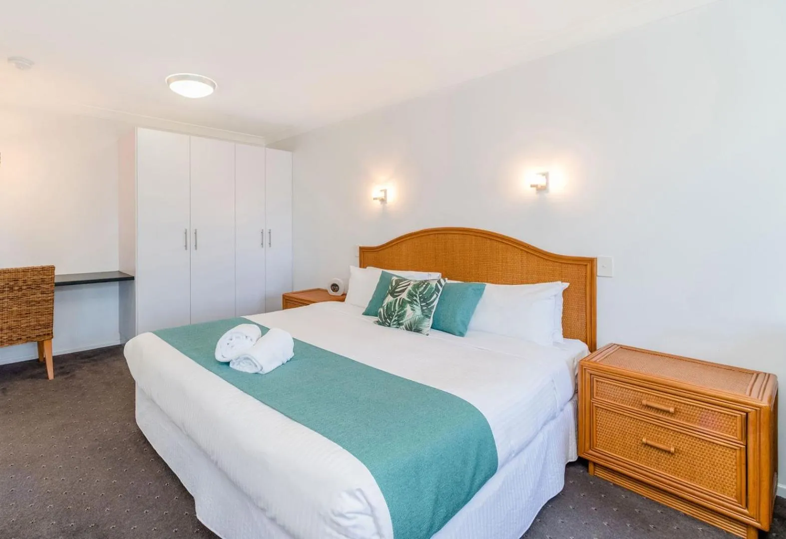 Bed in Adrift Apartments Yamba
