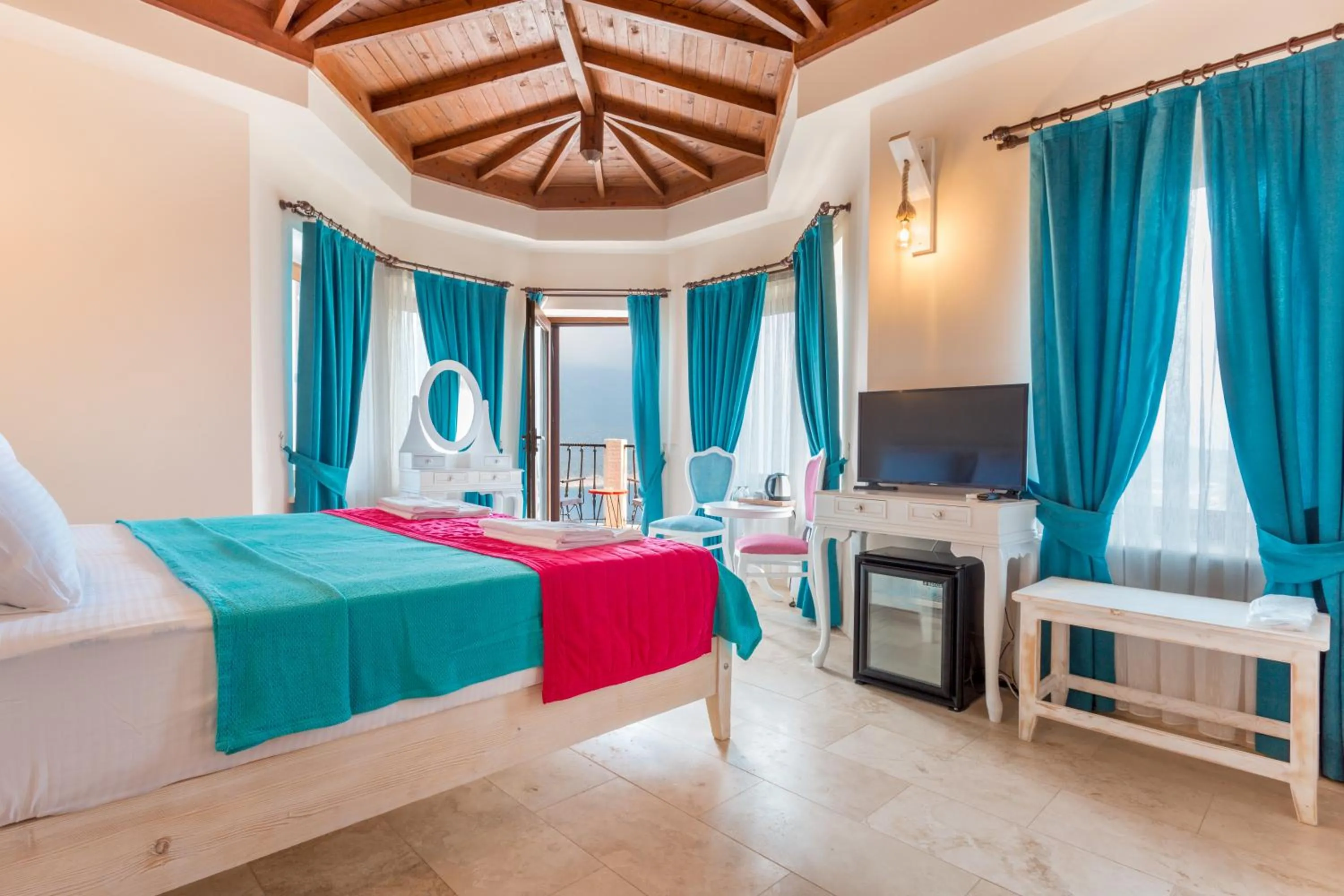 Photo of the whole room in Hillcity Hotel