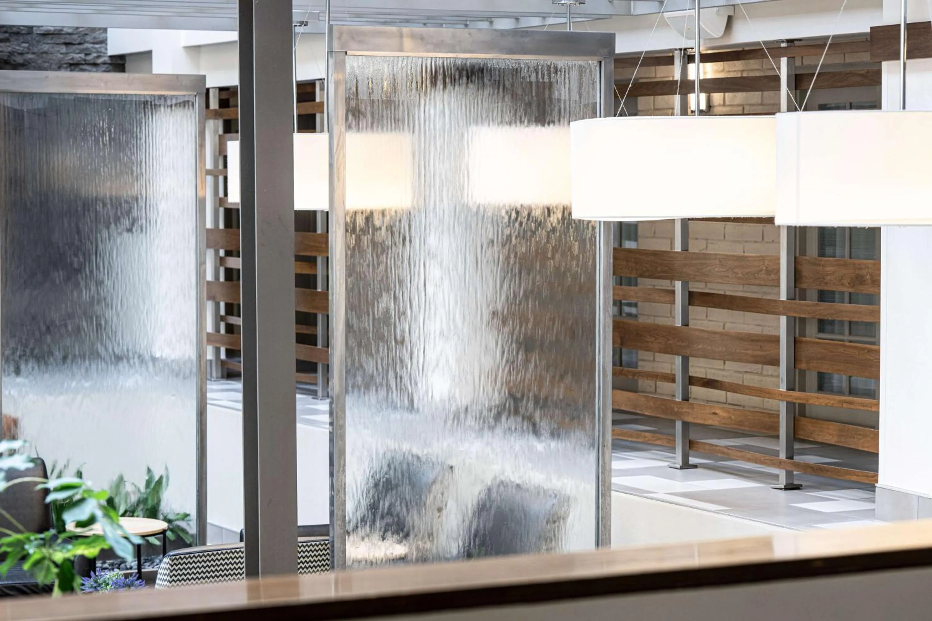 Lobby or reception in Embassy Suites by Hilton Bloomington/Minneapolis