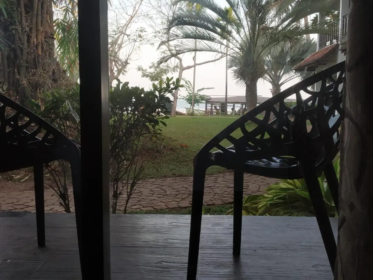 Garden in Deshadan Backwater Resort - The best sunrise view