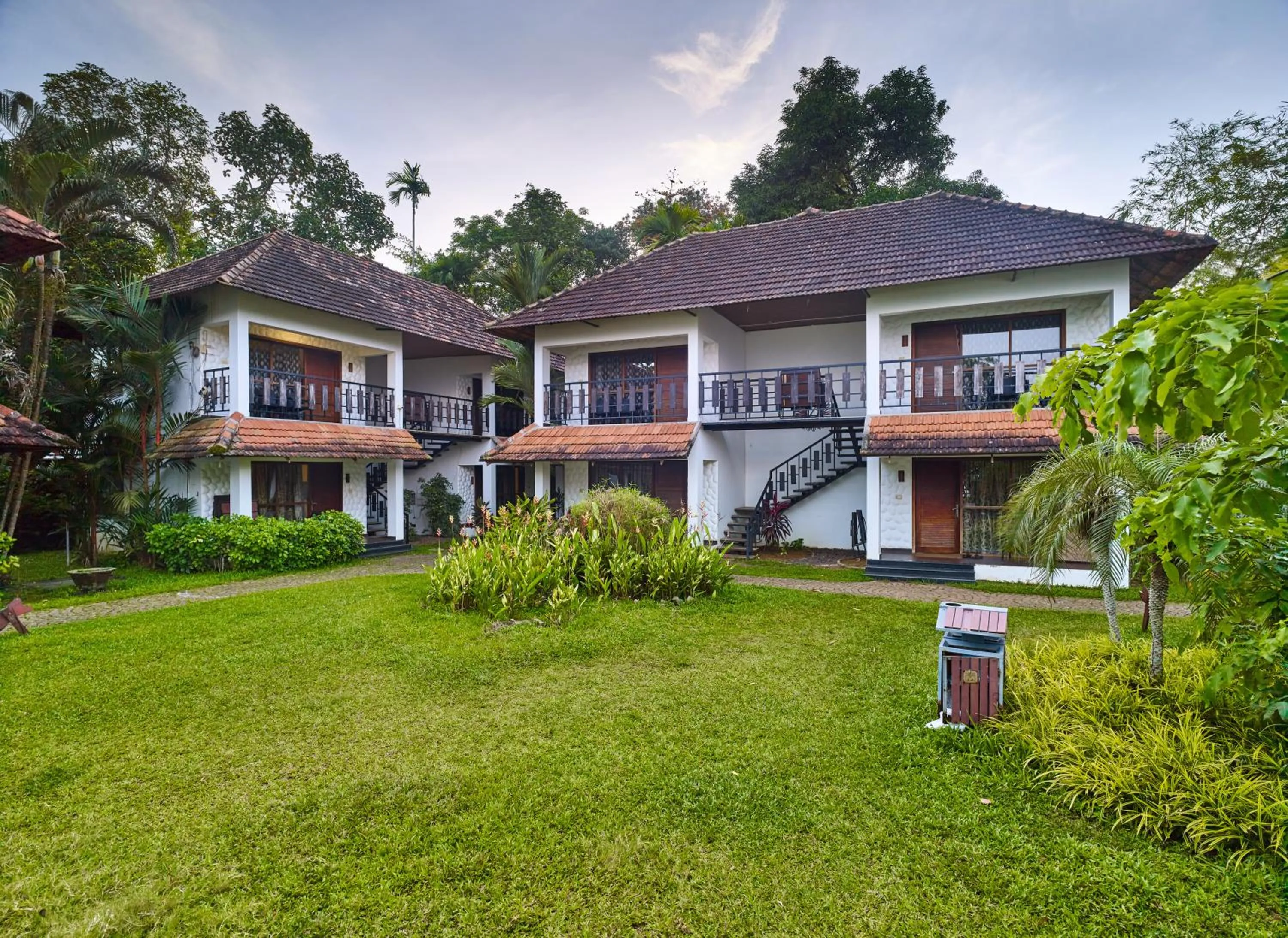 Deshadan Backwater Resort - The best sunrise view