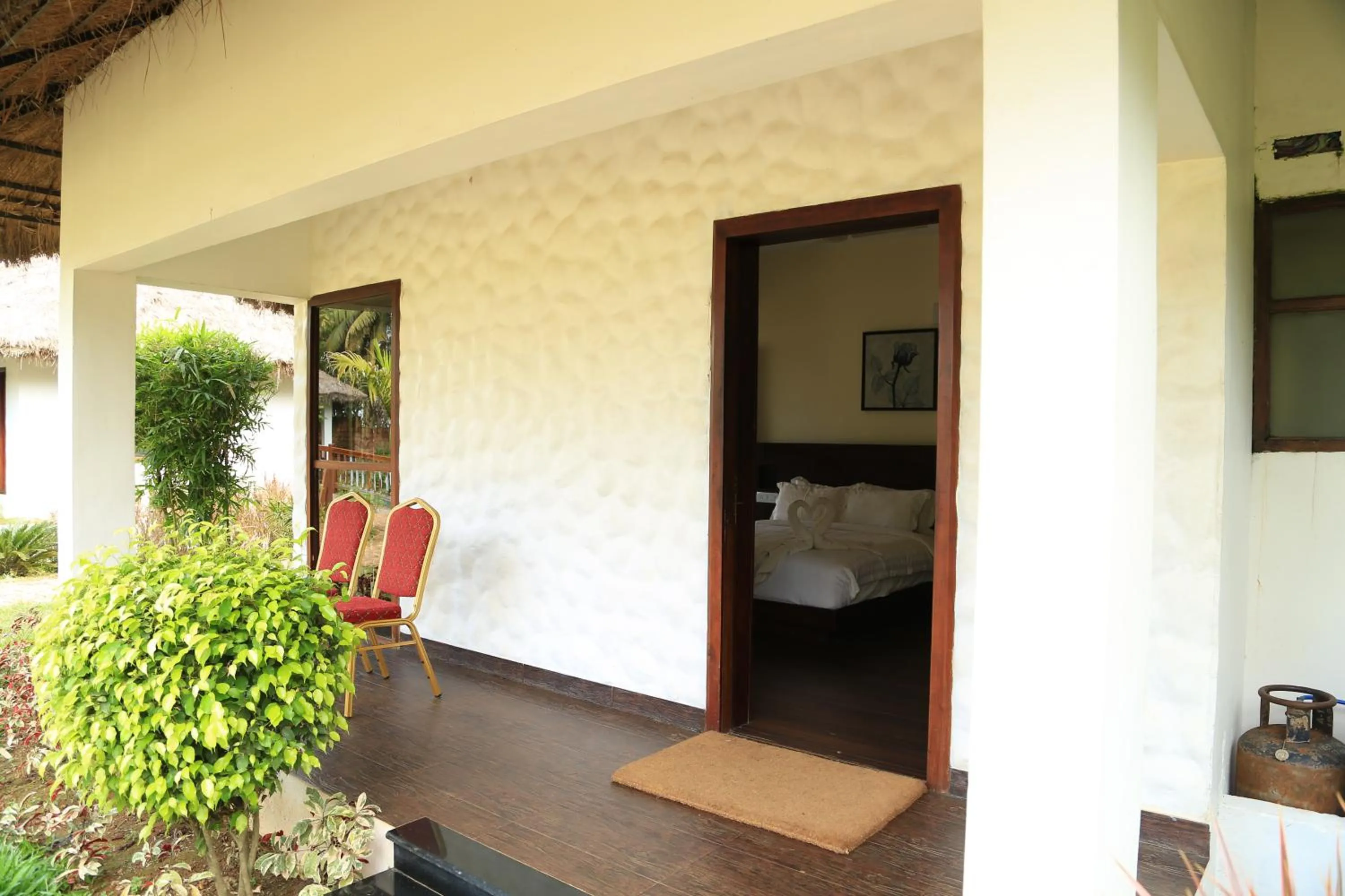 Deshadan Backwater Resort - The best sunrise view