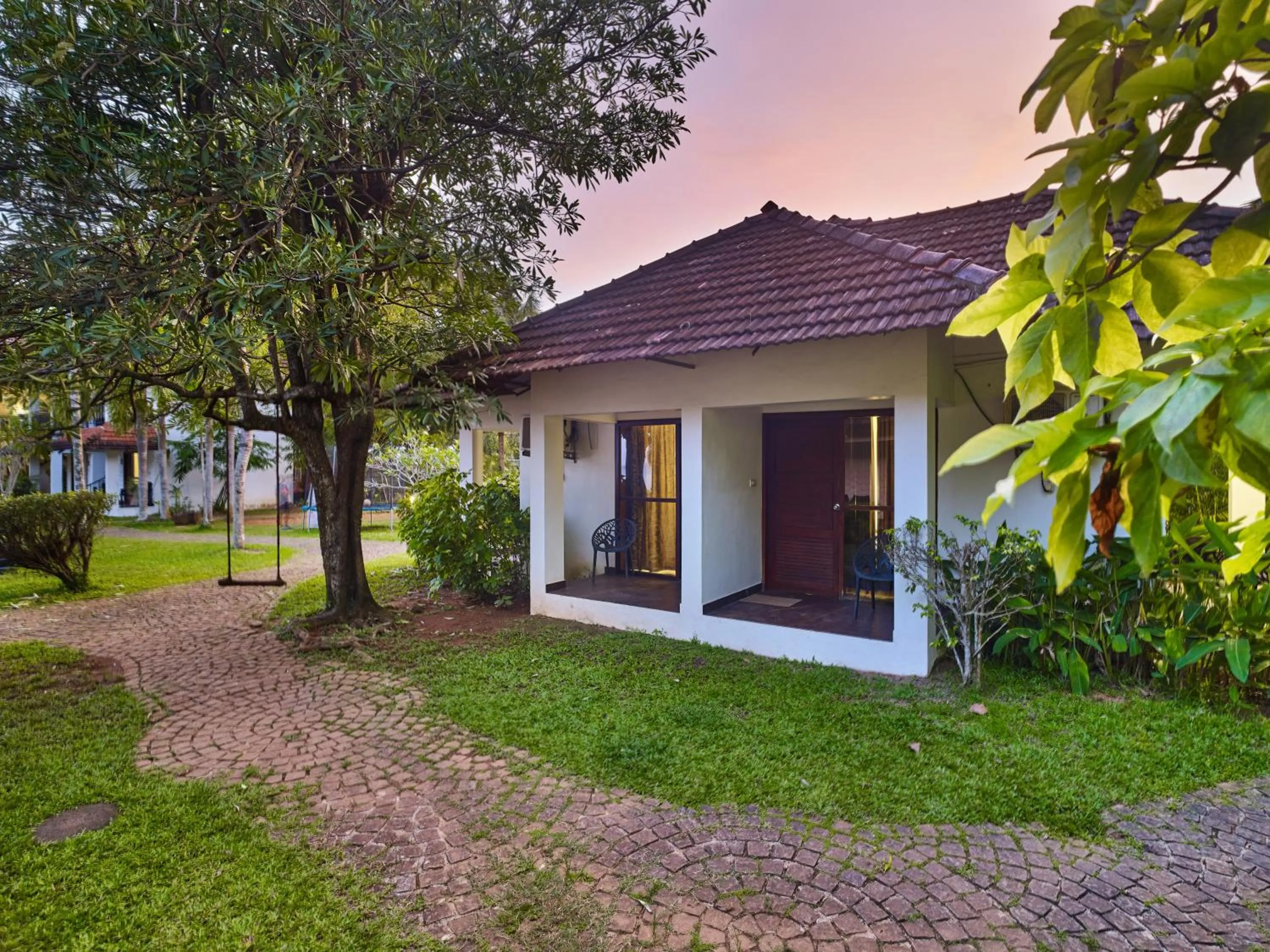 Deshadan Backwater Resort - The best sunrise view