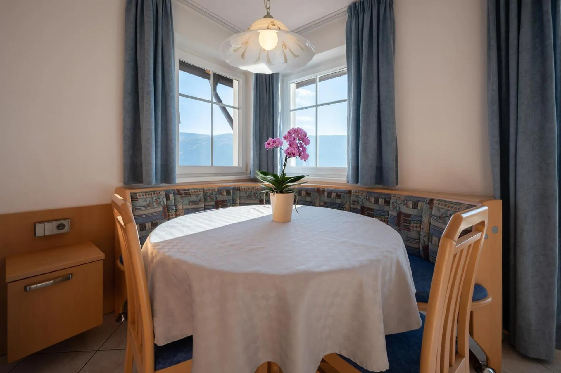 Dining area in Residence Treyer